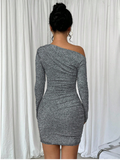 Shein Women's Solid Color Asymmetric Ruched Long Sleeve Fitted Fashionable Dress, M -.