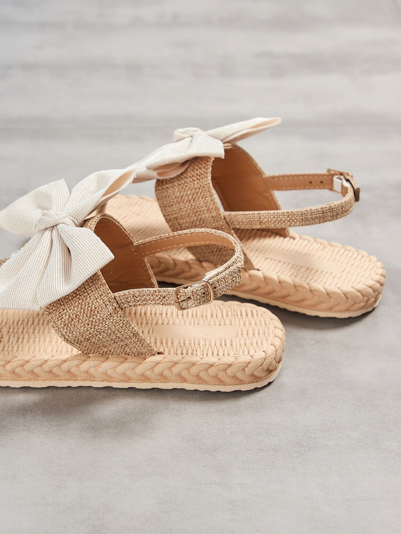 Women's Bow Decor Slingback Flat Vacation Sandals Khaki