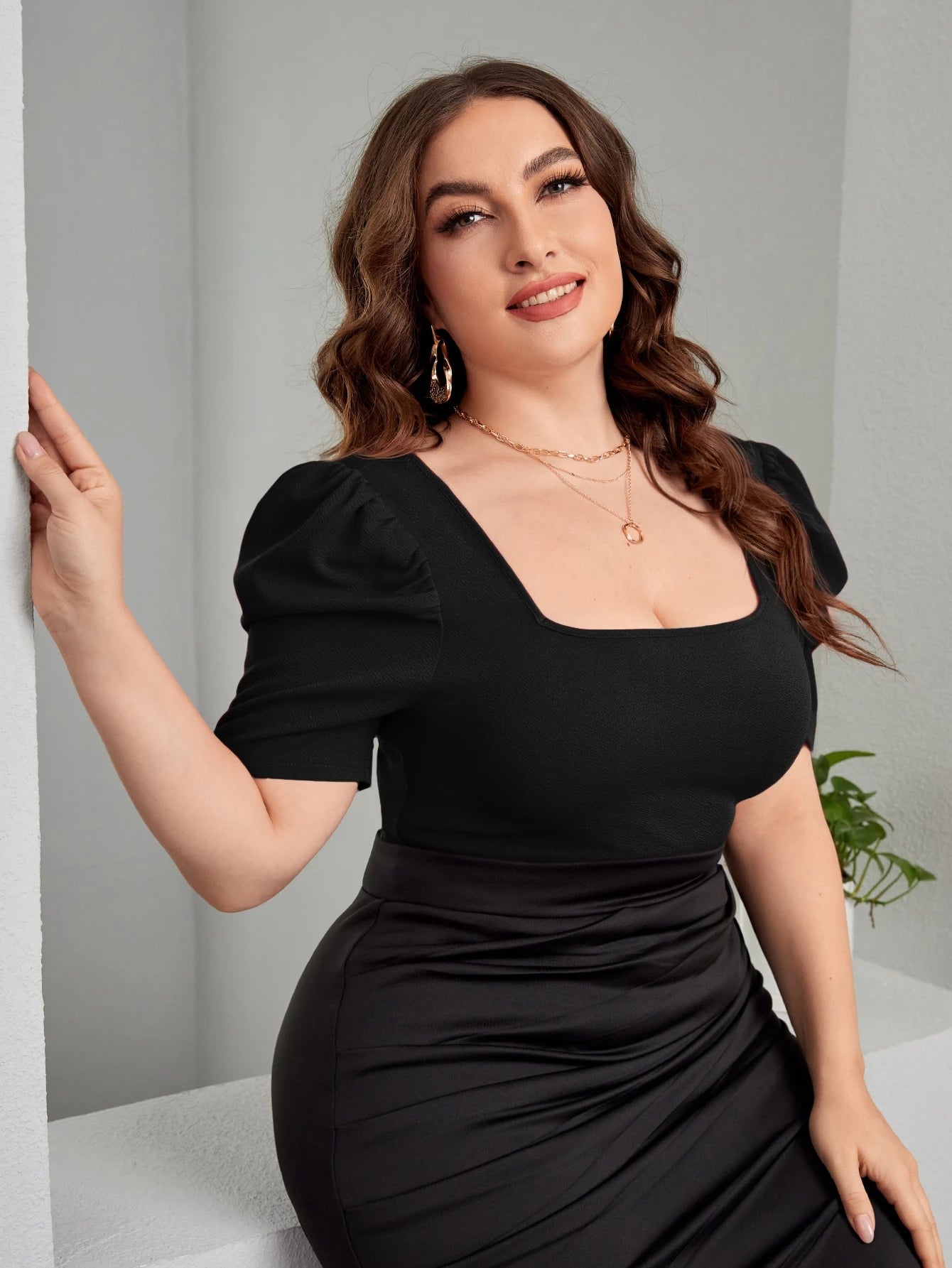 SHEIN Privé Plus Square Neck Puff Sleeve Tee Black