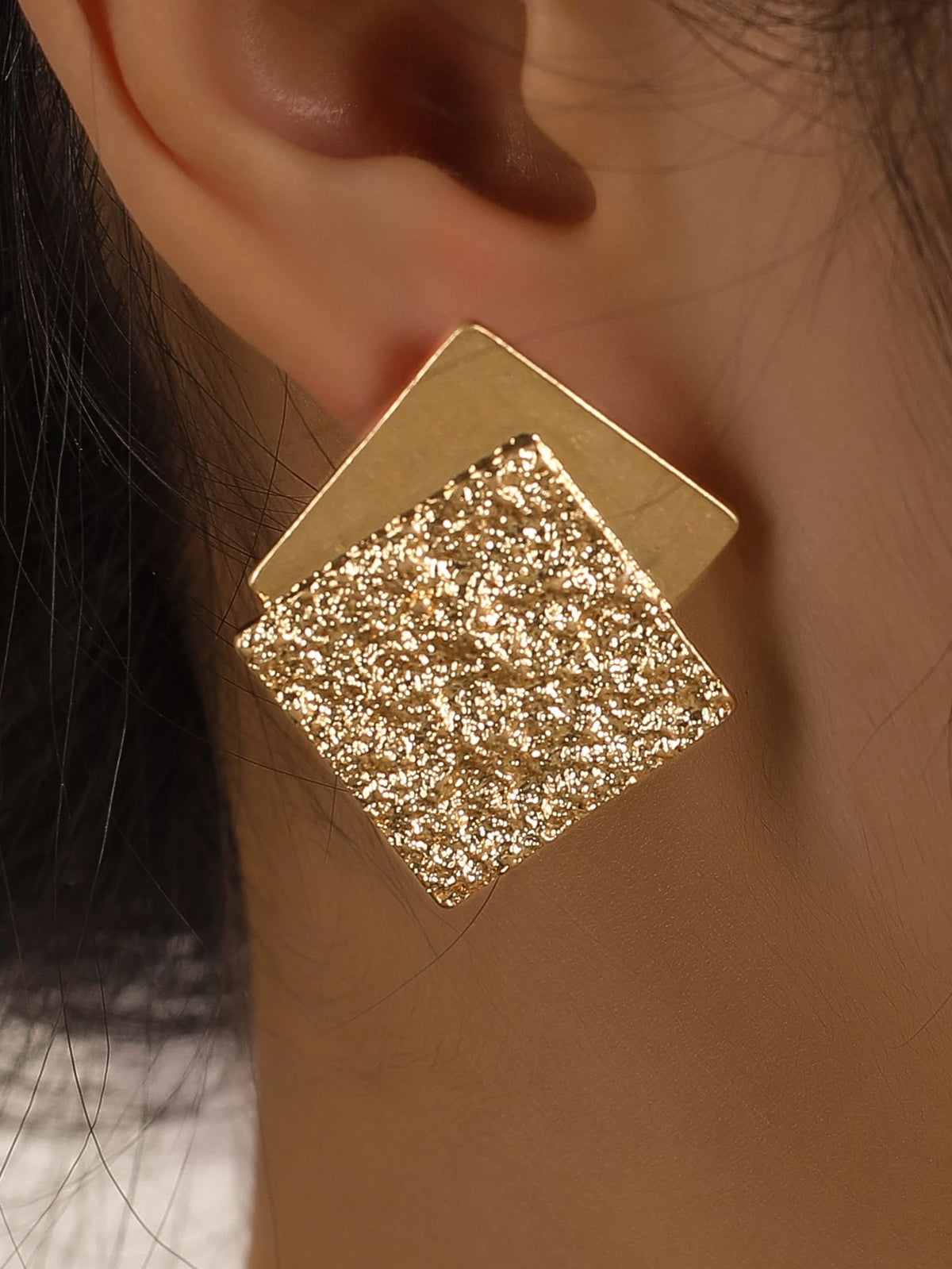 Women's Fashionable Geometric Square Layered Stud Earrings