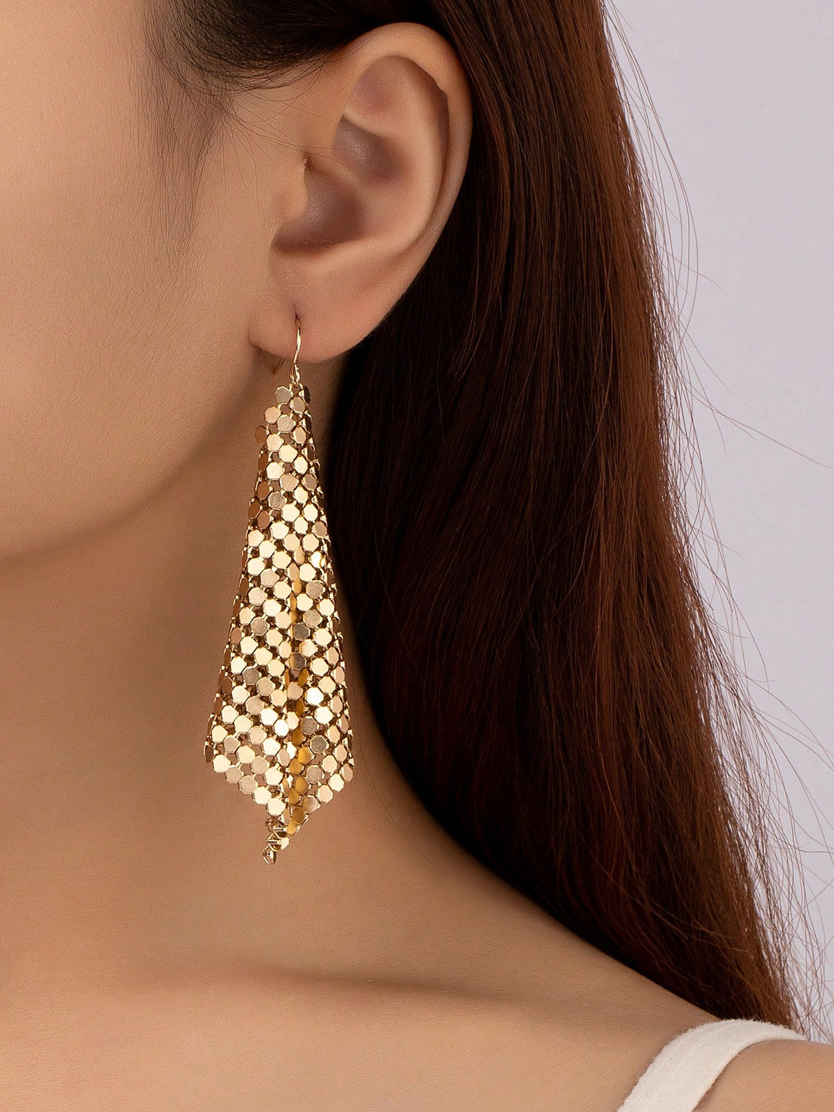 Women's Elegant Sparkly Metal Mesh Chain Dangle Earrings