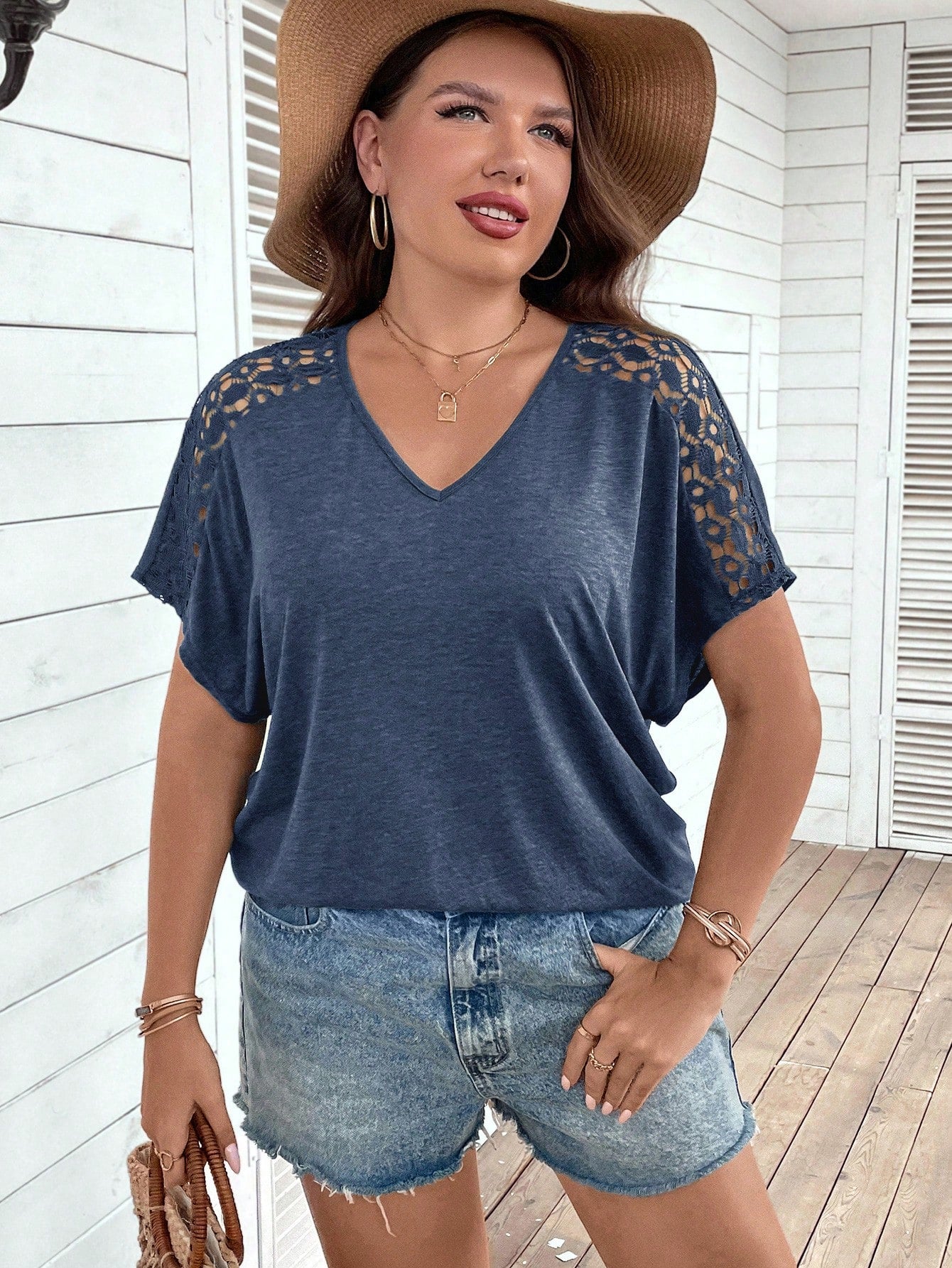 Women's Plus Size Contrast Lace Short Sleeve Casual T-Shirt