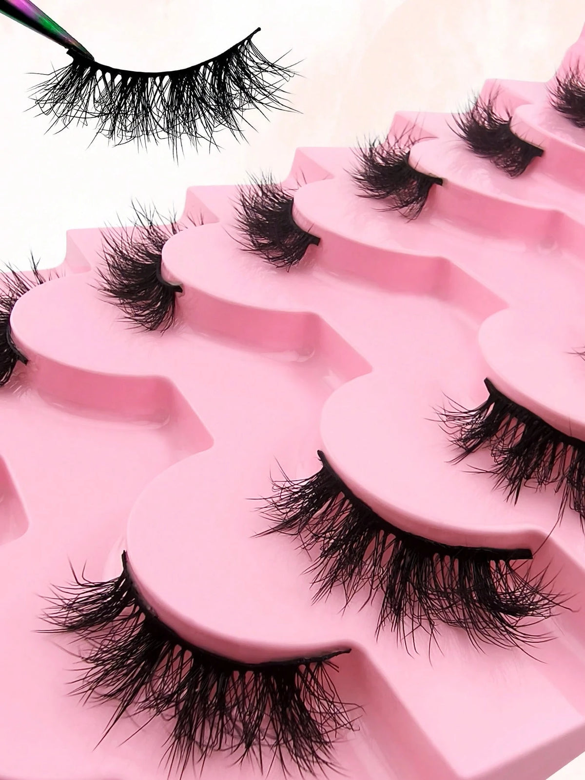 Women's 10mm Cat Eye Faux Mink False Eyelash Set