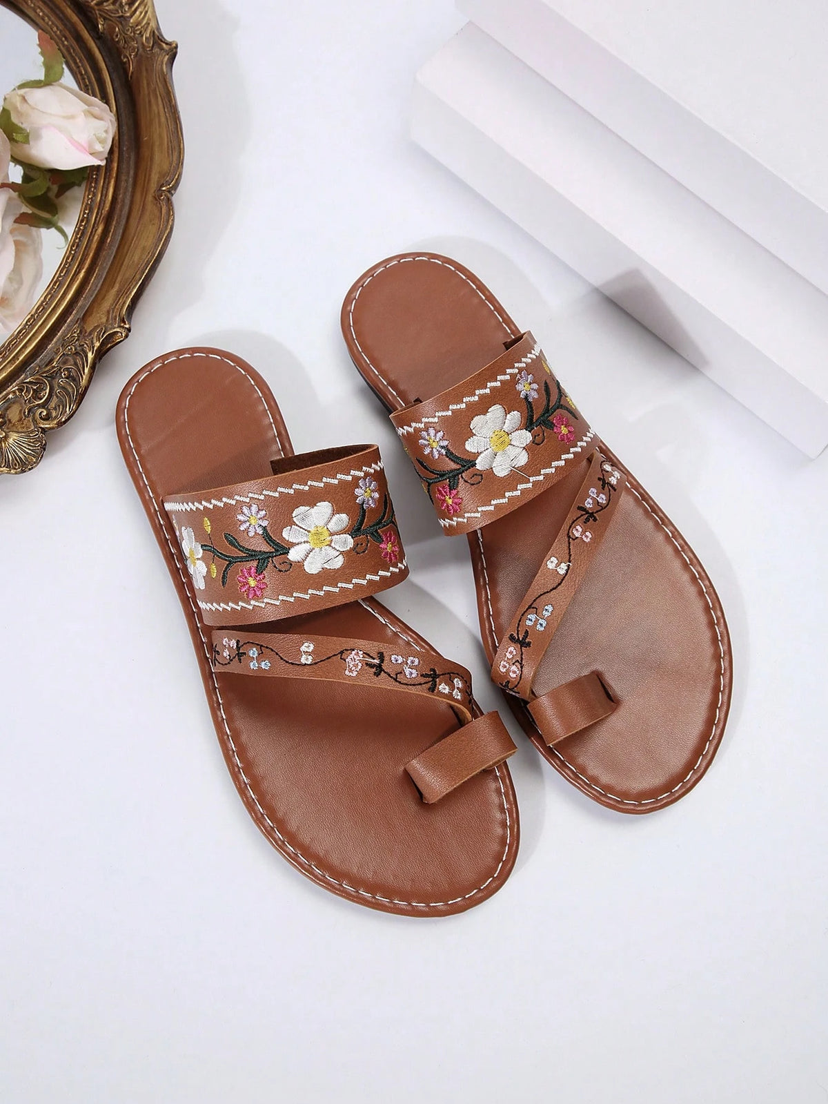 Women's Embroidered Open Toe Flat Slide Sandals Brown