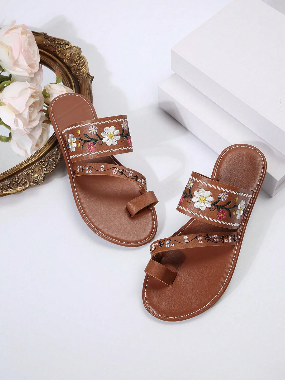 Women's Embroidered Open Toe Flat Slide Sandals Brown