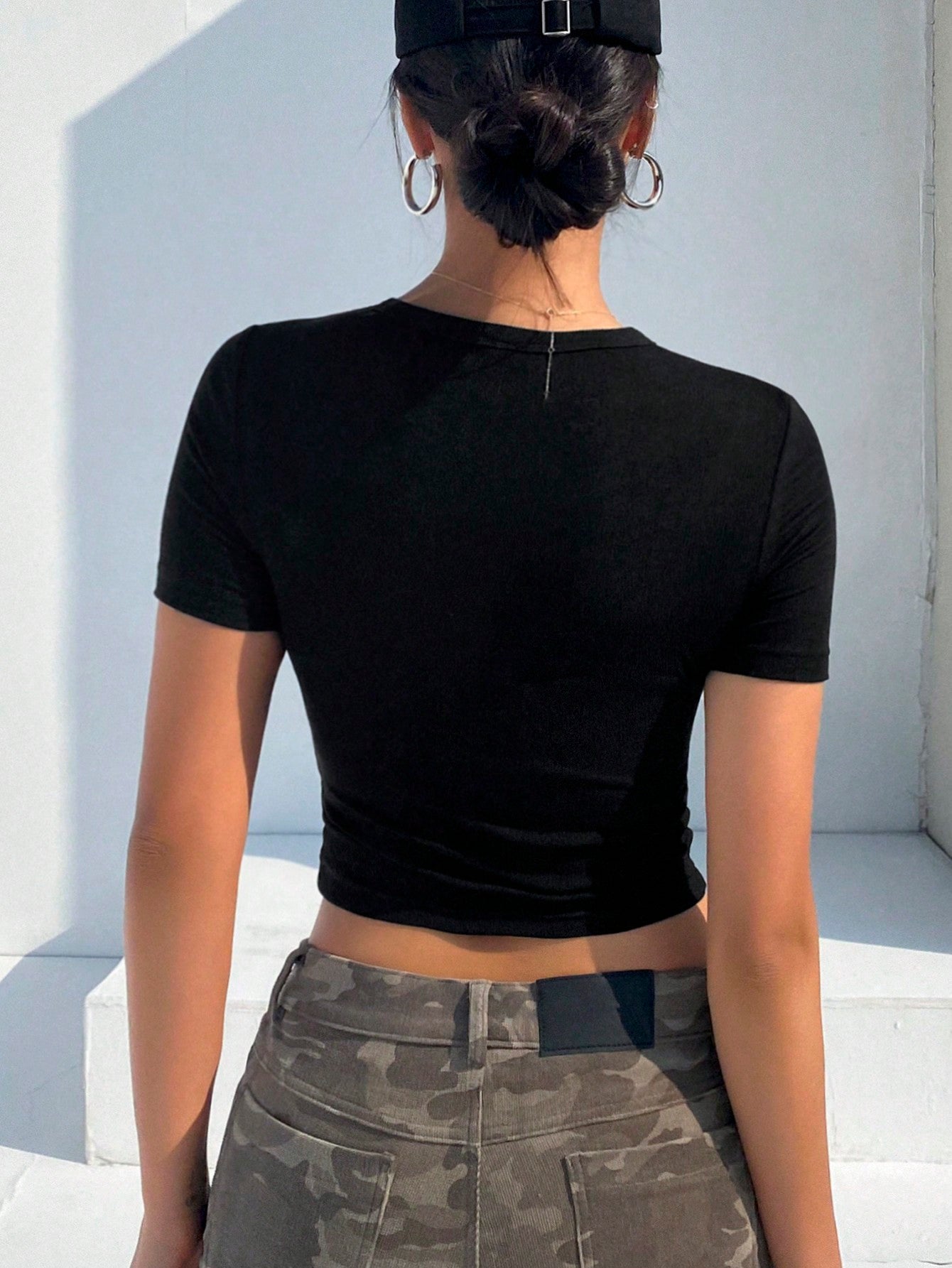 Women's Hollow Out Slim Fit Short Sleeve Crop Top
