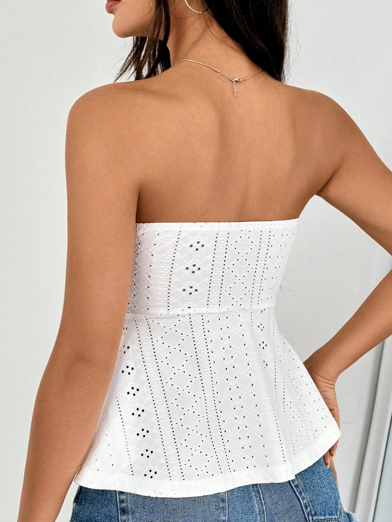 Women's Eyelet Embroidery Ruffle Hem Strapless Tube Top