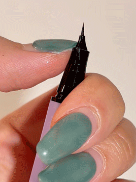 Women's Pro-Flex Angled Matte Liquid Eyeliner Pencil