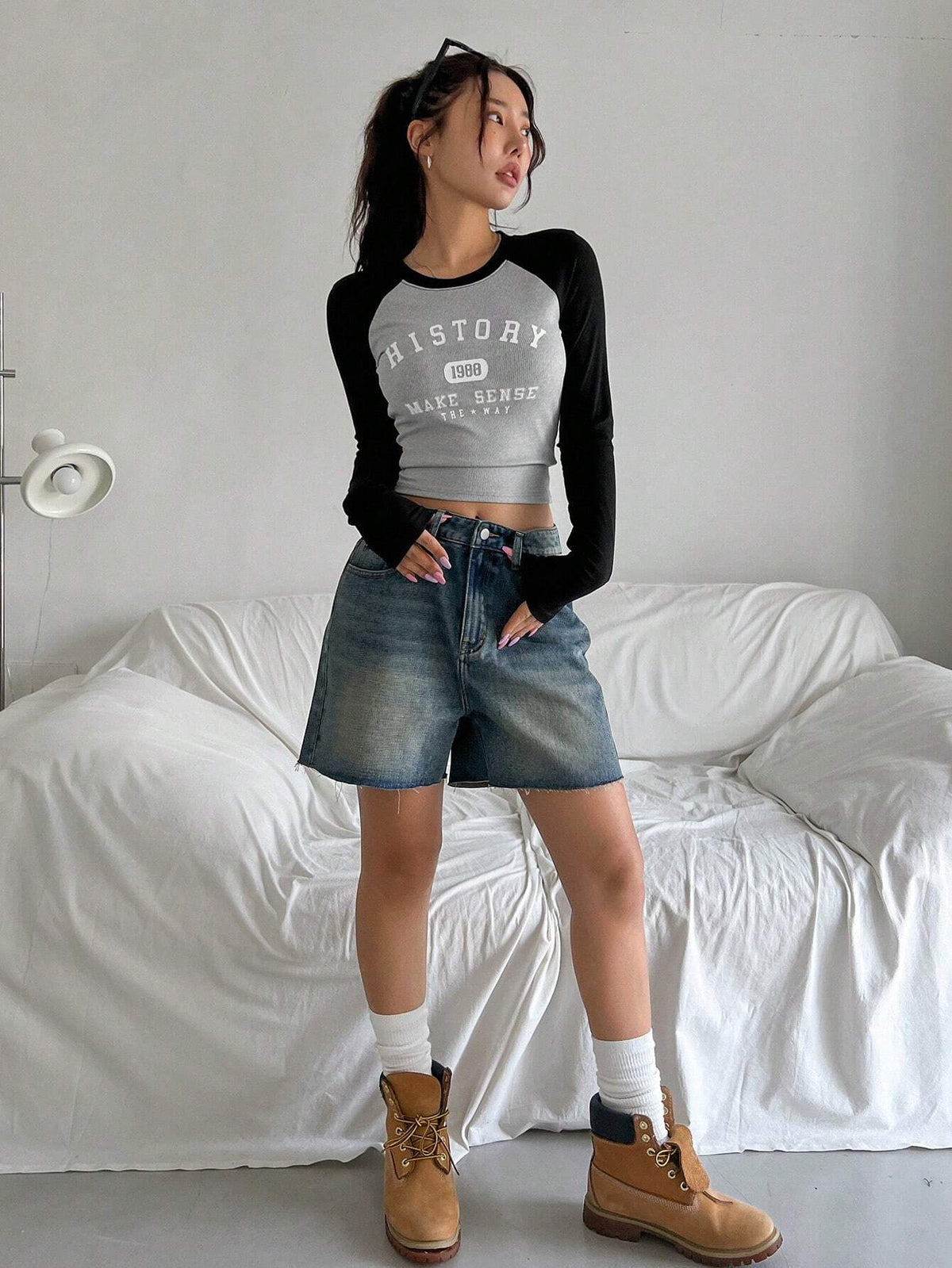 Women's Casual Colorblock Raglan Sleeve Slim Fit Graphic T-Shirt