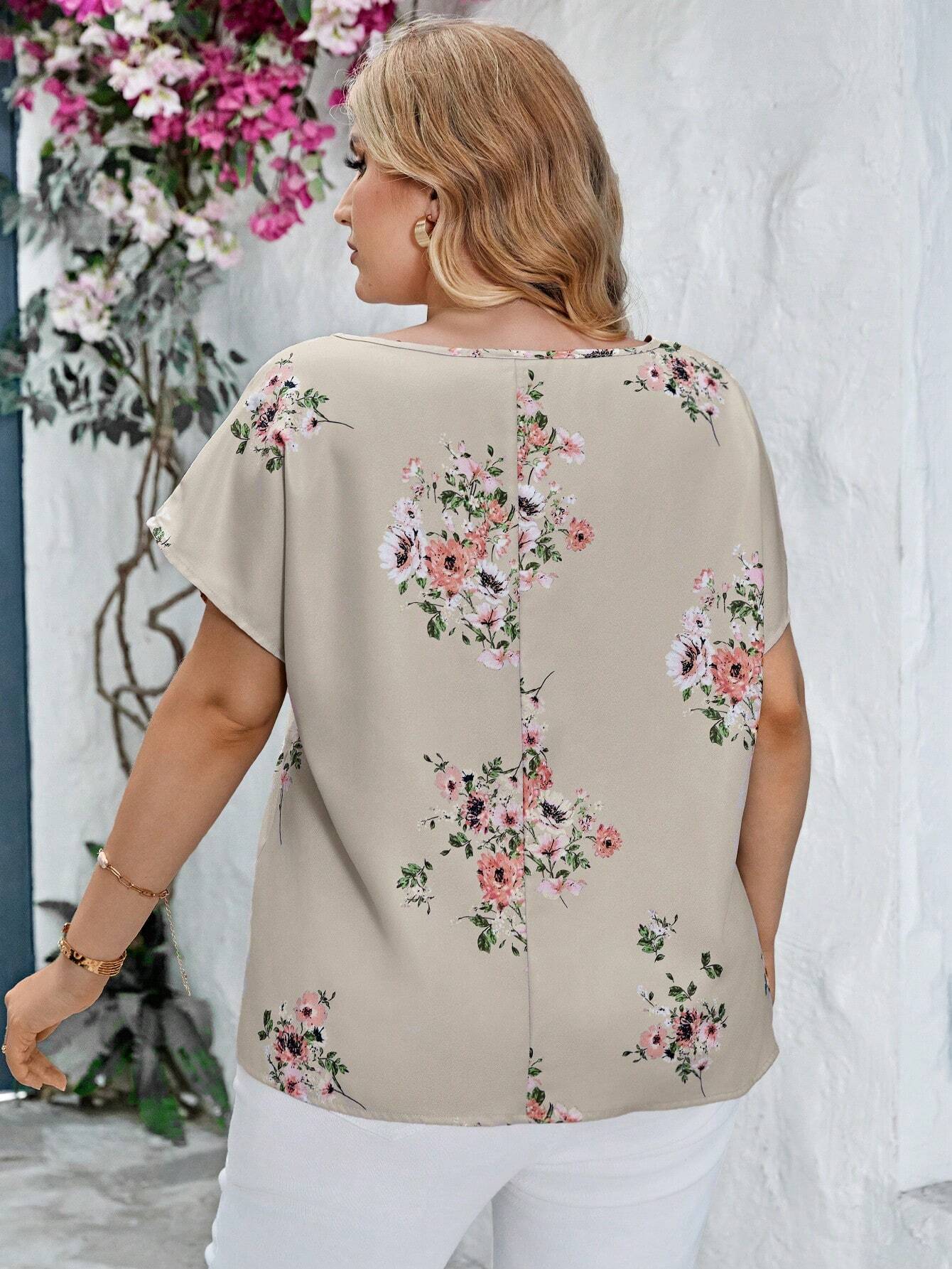 Women's Plus Size Floral Print Round Neck Batwing Sleeve Blouse