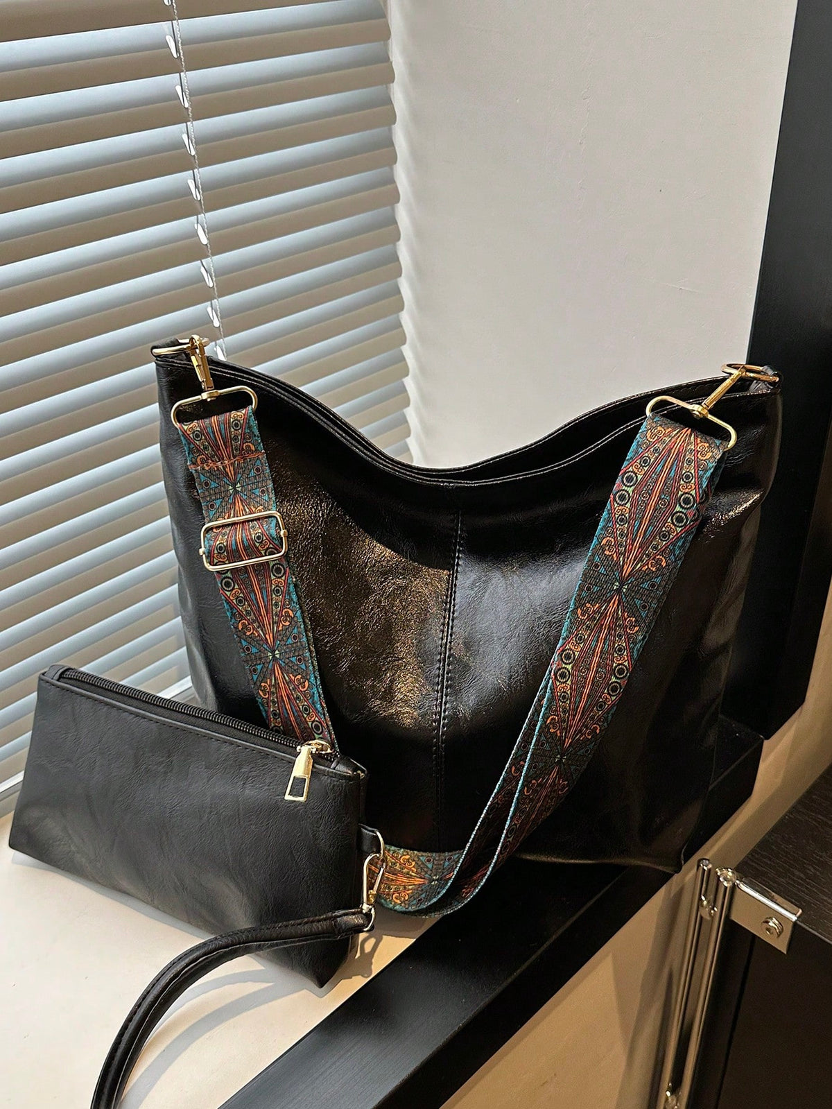 Women's Casual Vintage PU Leather Bucket Shoulder Bag