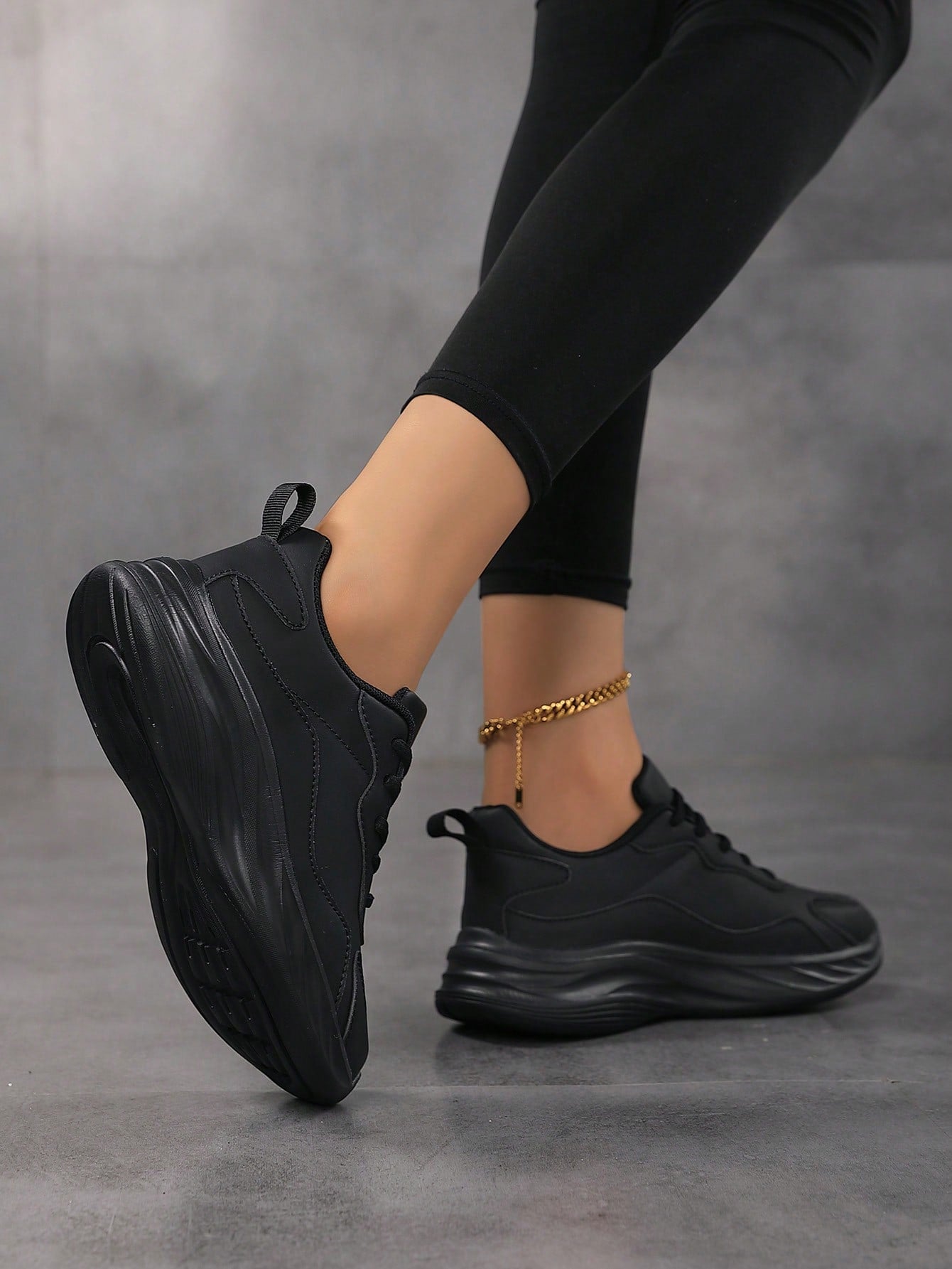 Women's Casual Lightweight Lace-Up Running Shoes