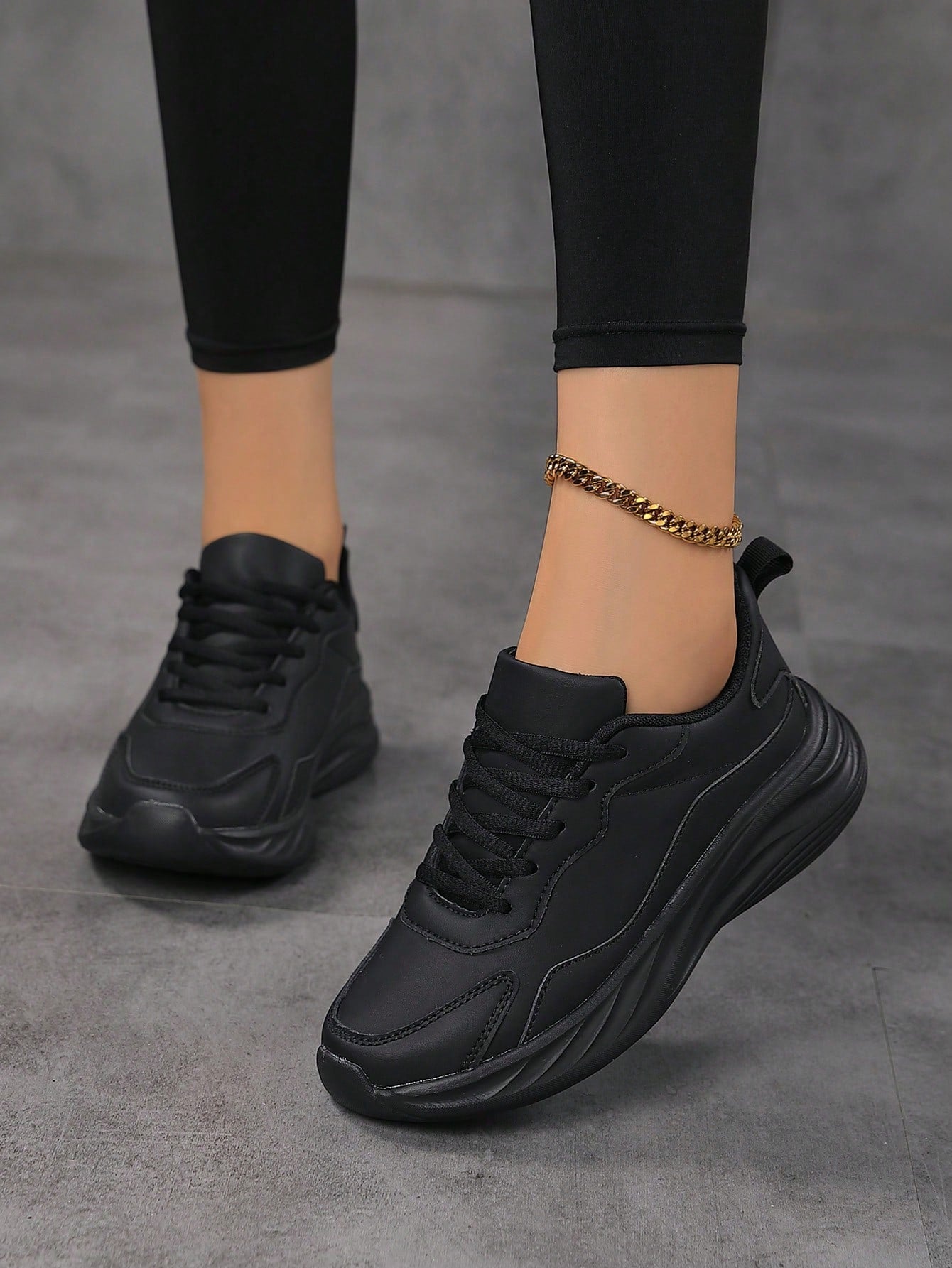 Women's Casual Lightweight Lace-Up Running Shoes