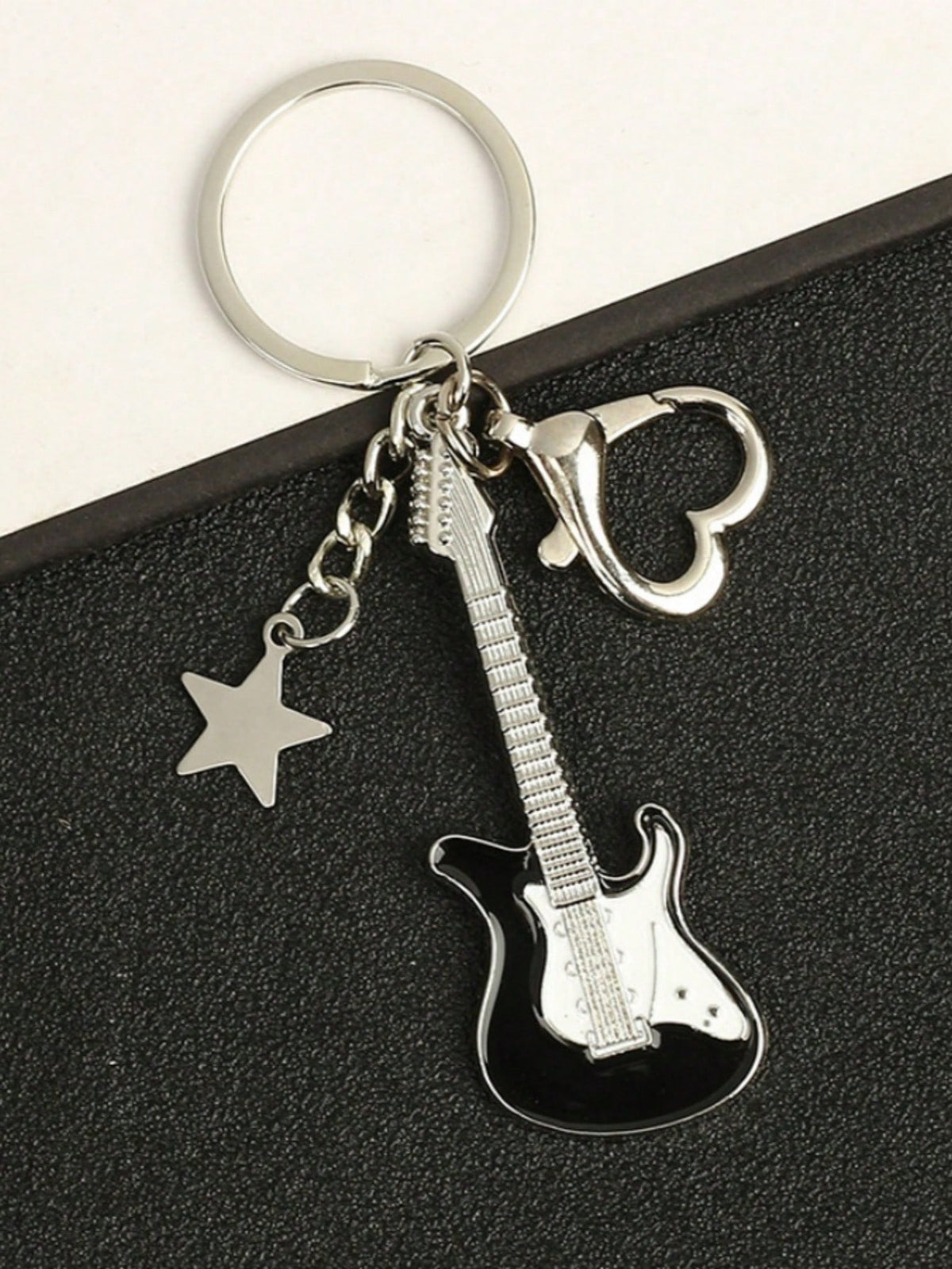 Unisex Y2K Guitar Pentagram Keychain Pendant