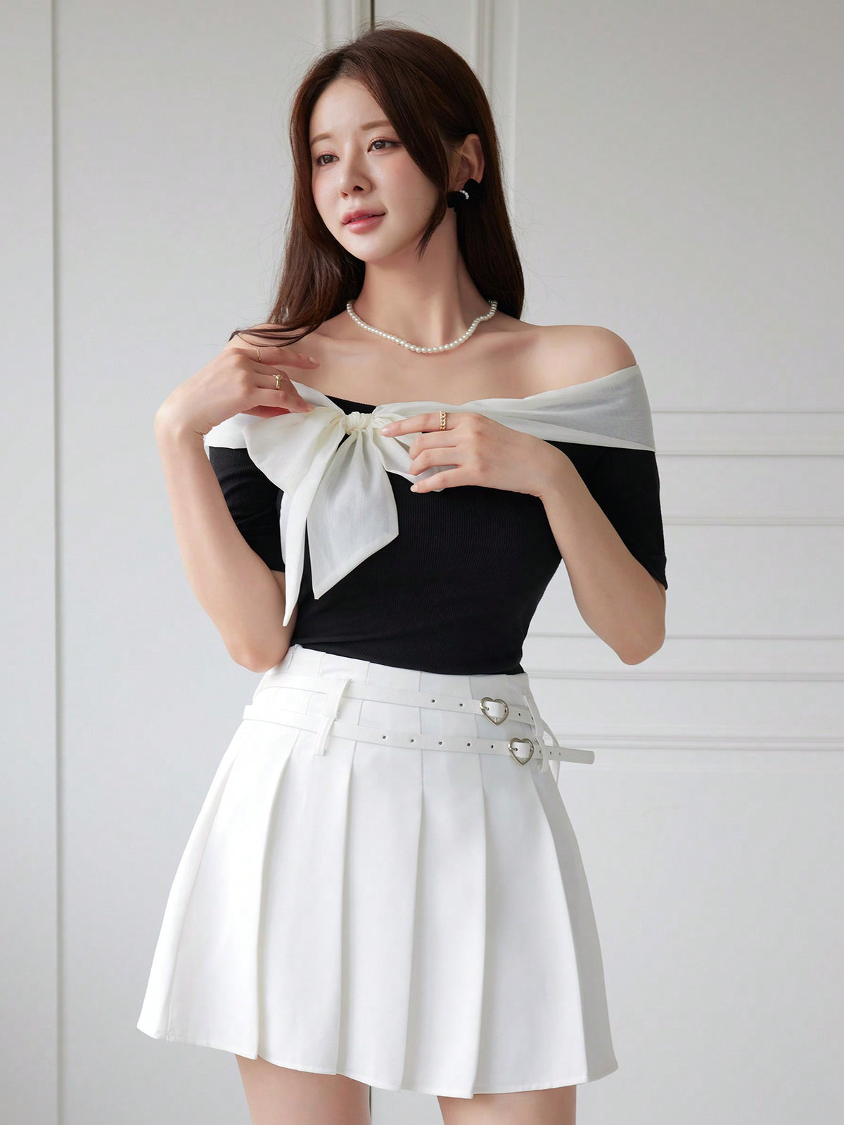 Women's Casual Contrast Bow Off Shoulder Short Sleeve Crop Top