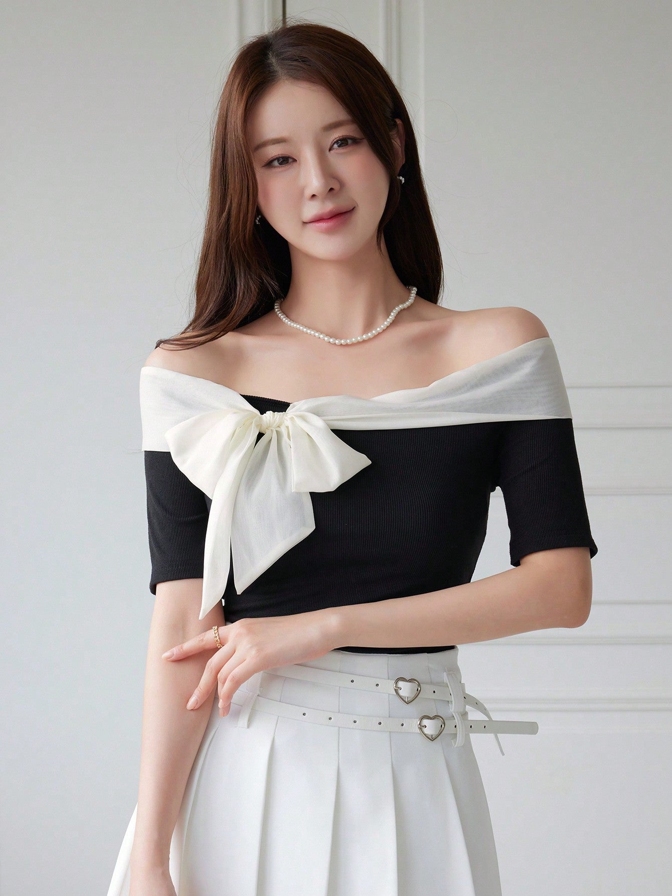 Women's Casual Contrast Bow Off Shoulder Short Sleeve Crop Top