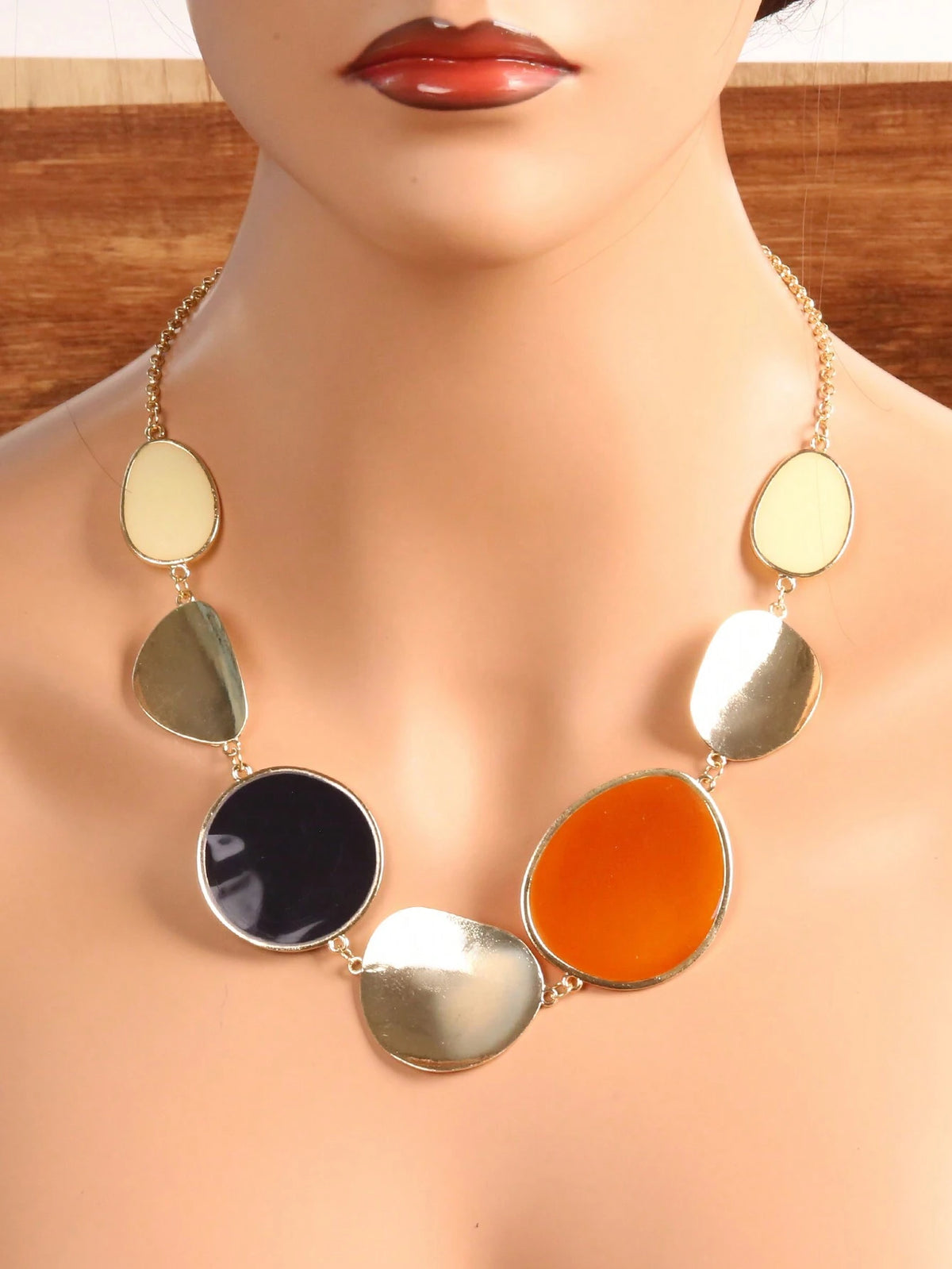 Women's Vintage Interlocking Chain Chunky Necklace