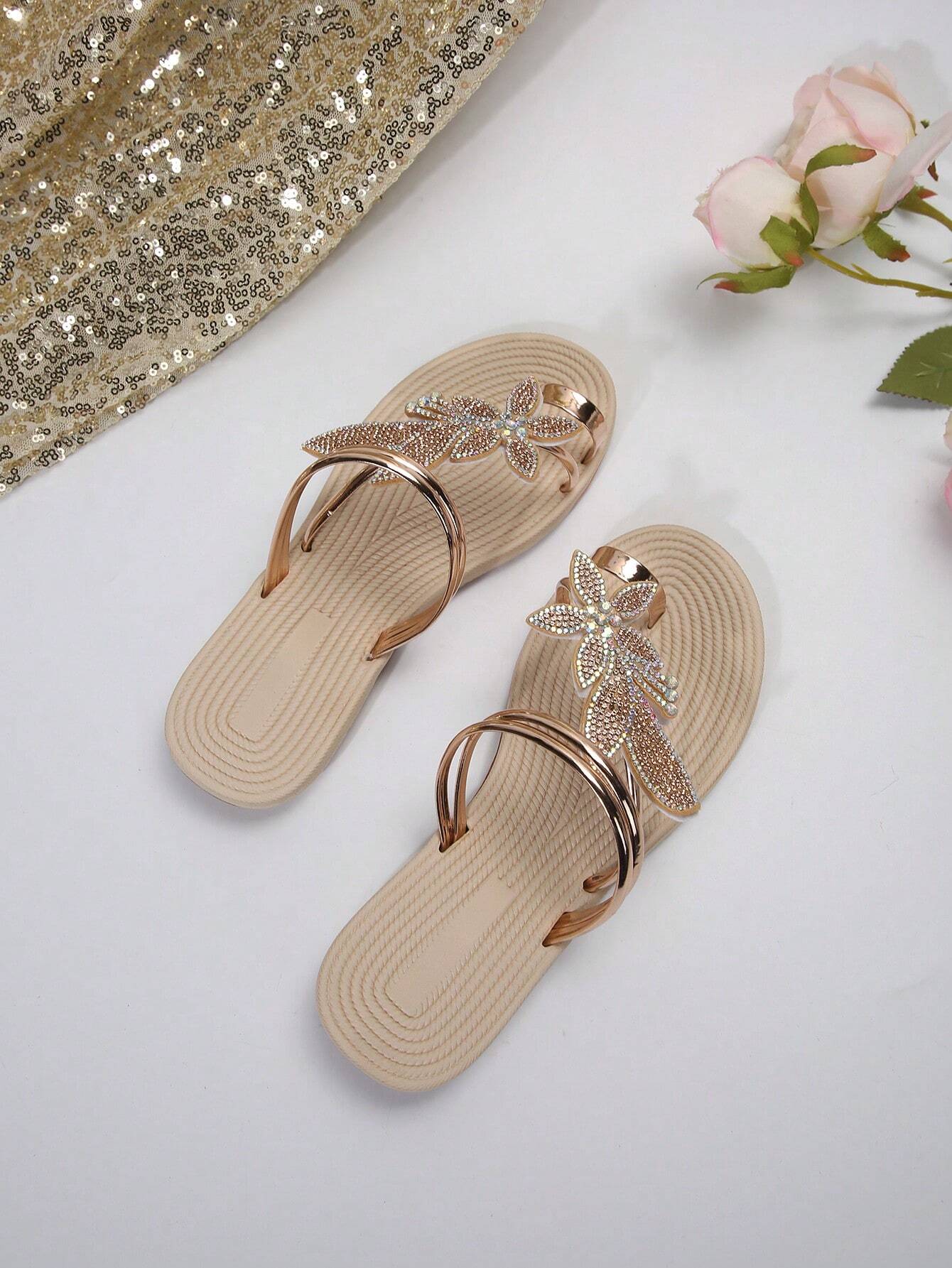SHEIN Maple Leaf Heart Decor Women's Flat Toe-Ring Sandals