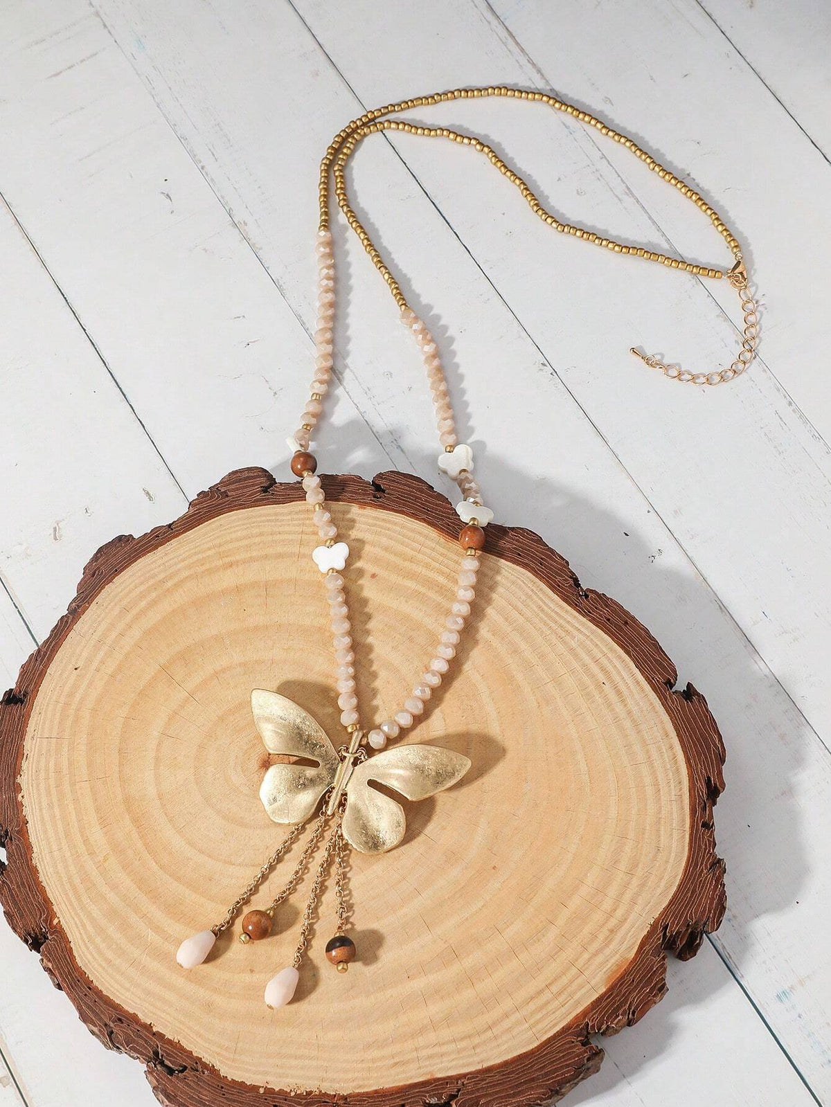 Women's Fashion Butterfly Beaded Necklace