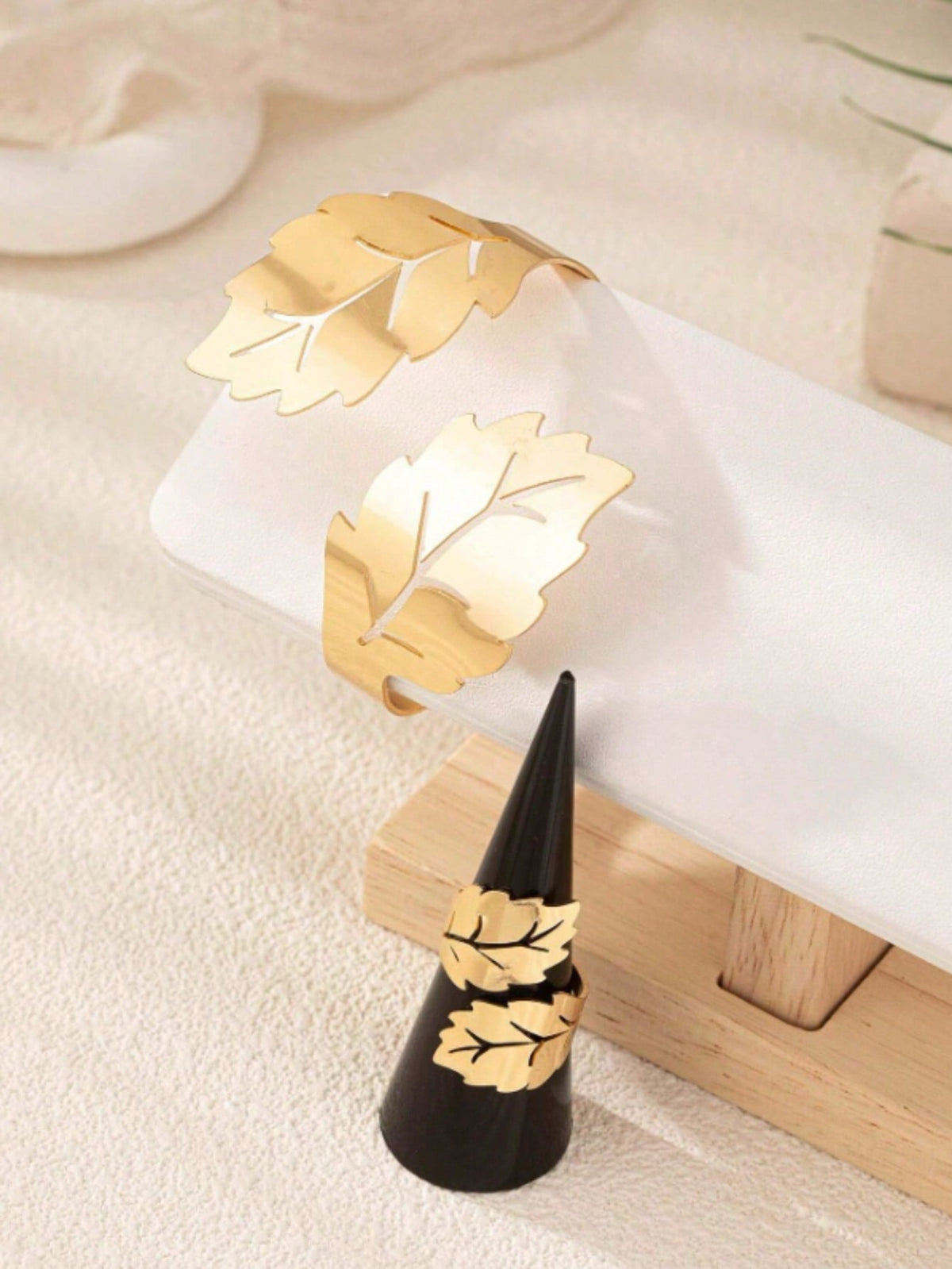 Women's Hollowed-Out Leaf Adjustable Bracelet and Ring Set
