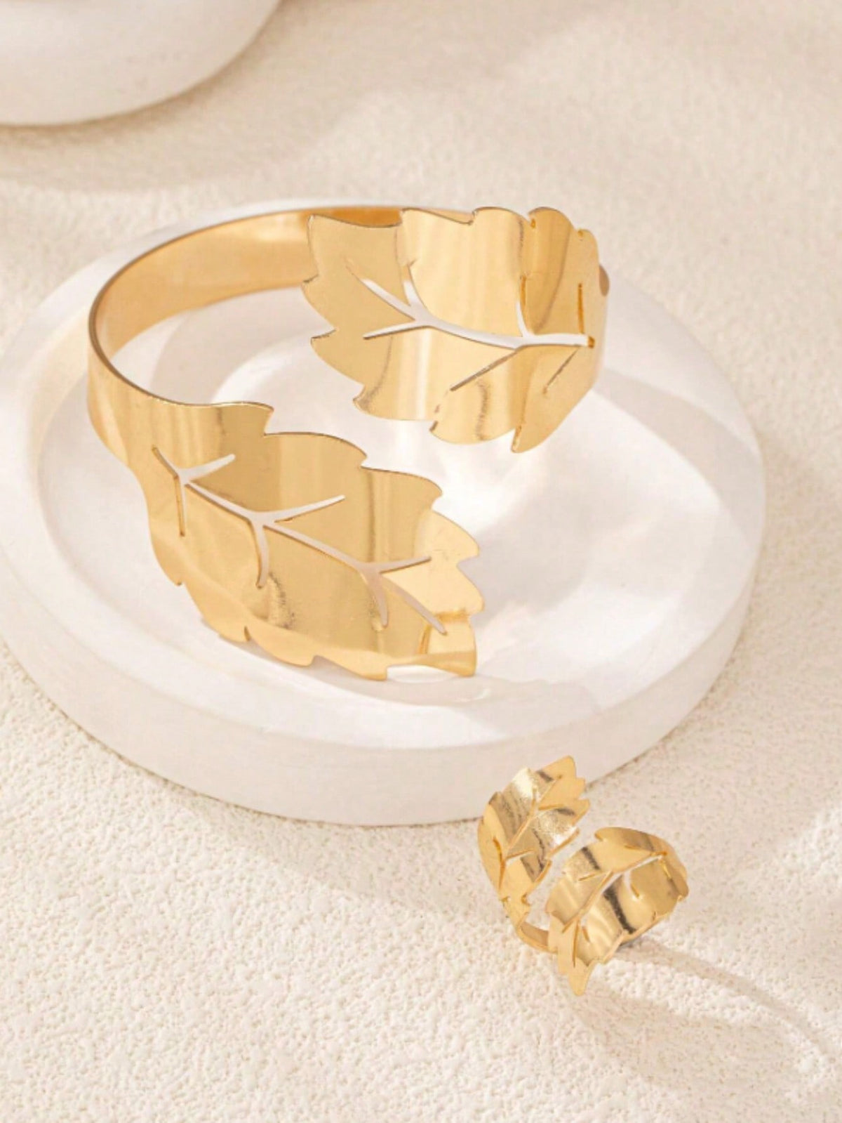 Women's Hollowed-Out Leaf Adjustable Bracelet and Ring Set