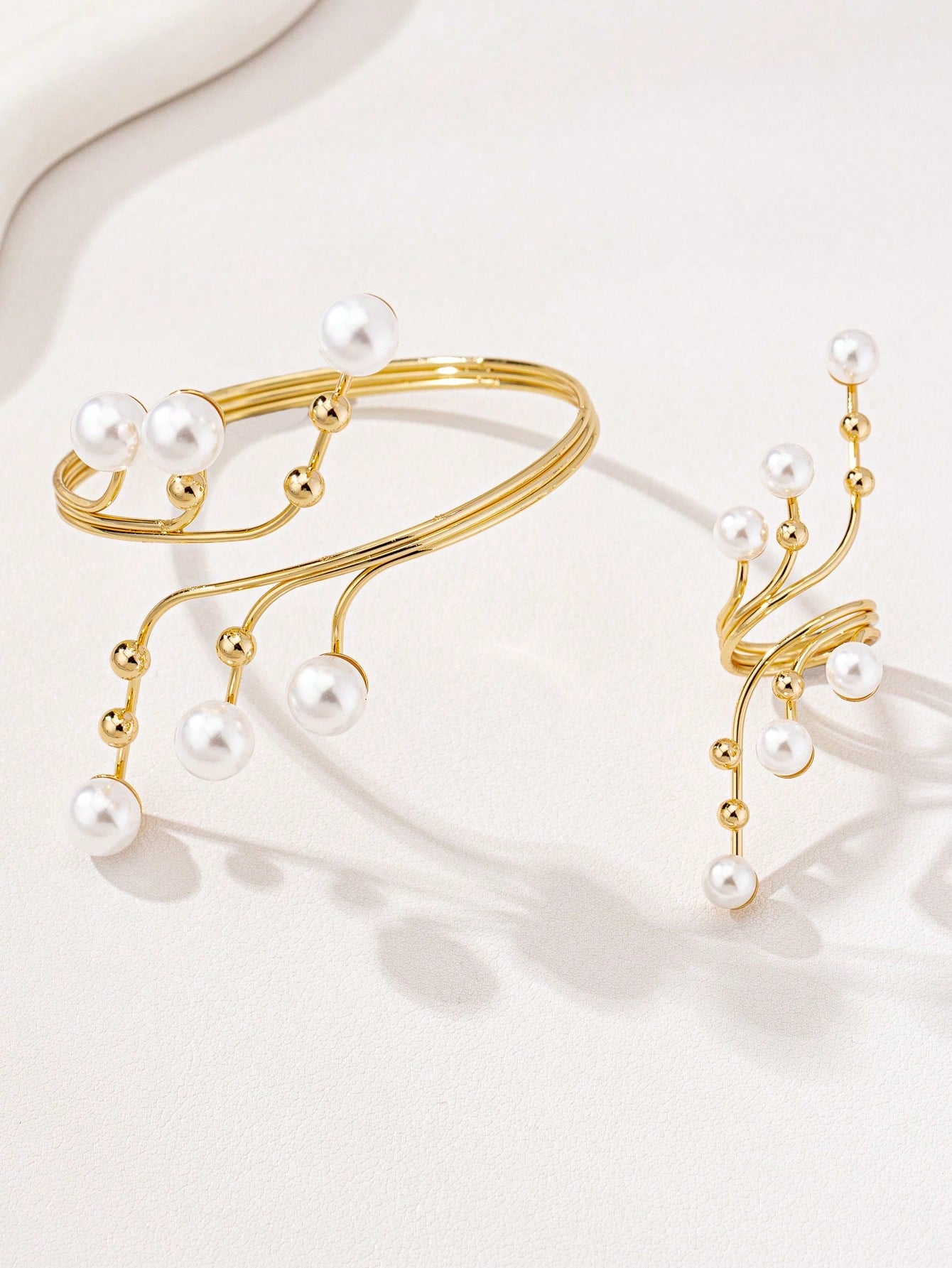 Women's Retro Geometric Line Pearl Gold Bangle & Ring Set