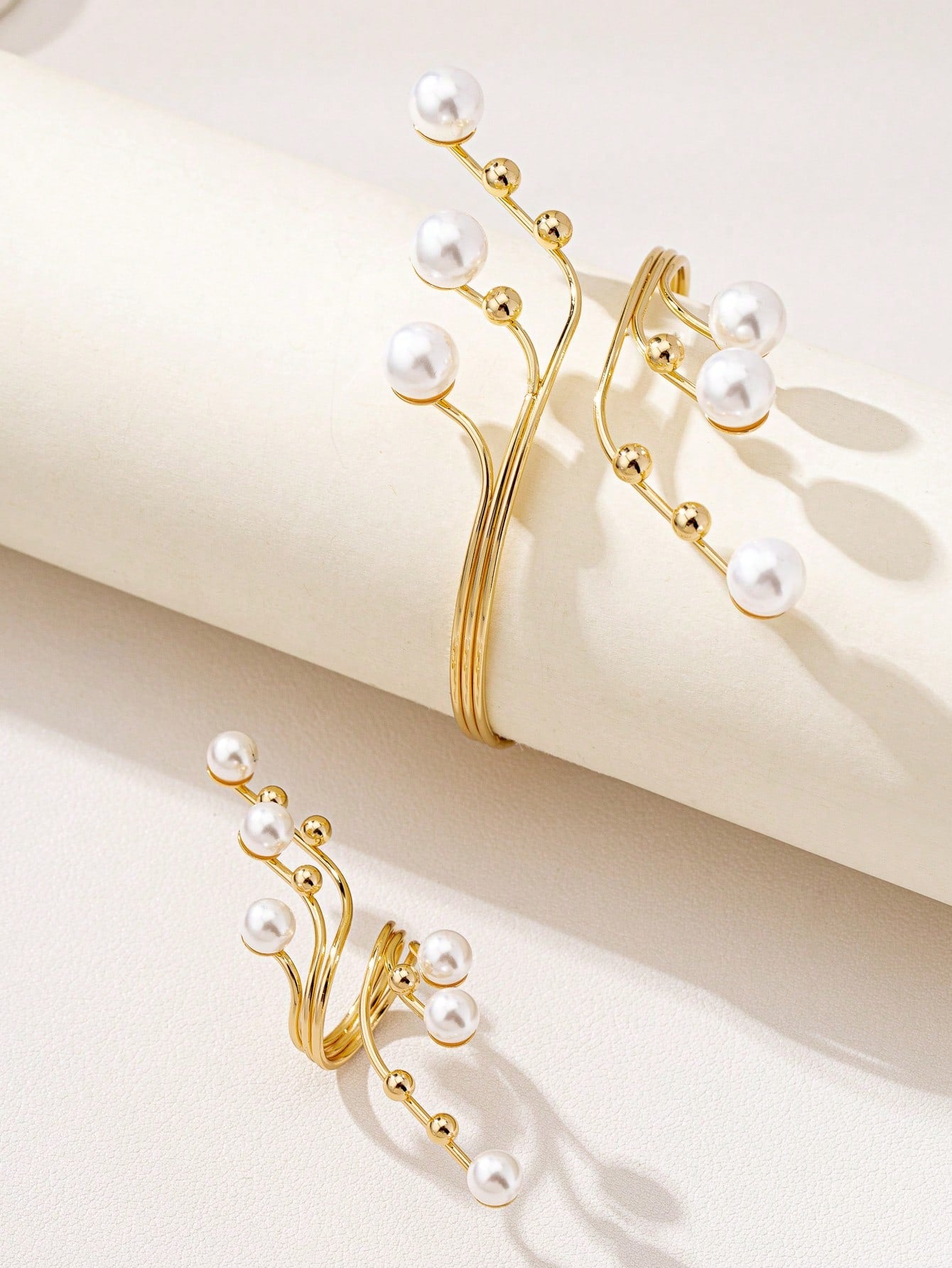 Women's Retro Geometric Line Pearl Gold Bangle & Ring Set