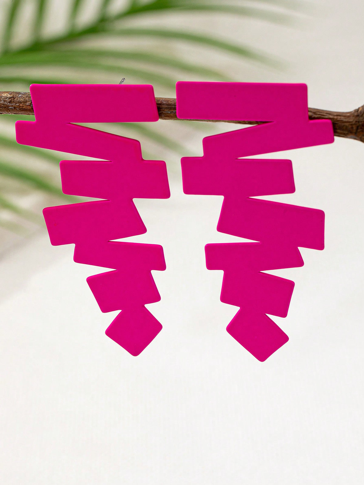 Women's Asymmetrical Geometric Retro Metal Stud Earrings