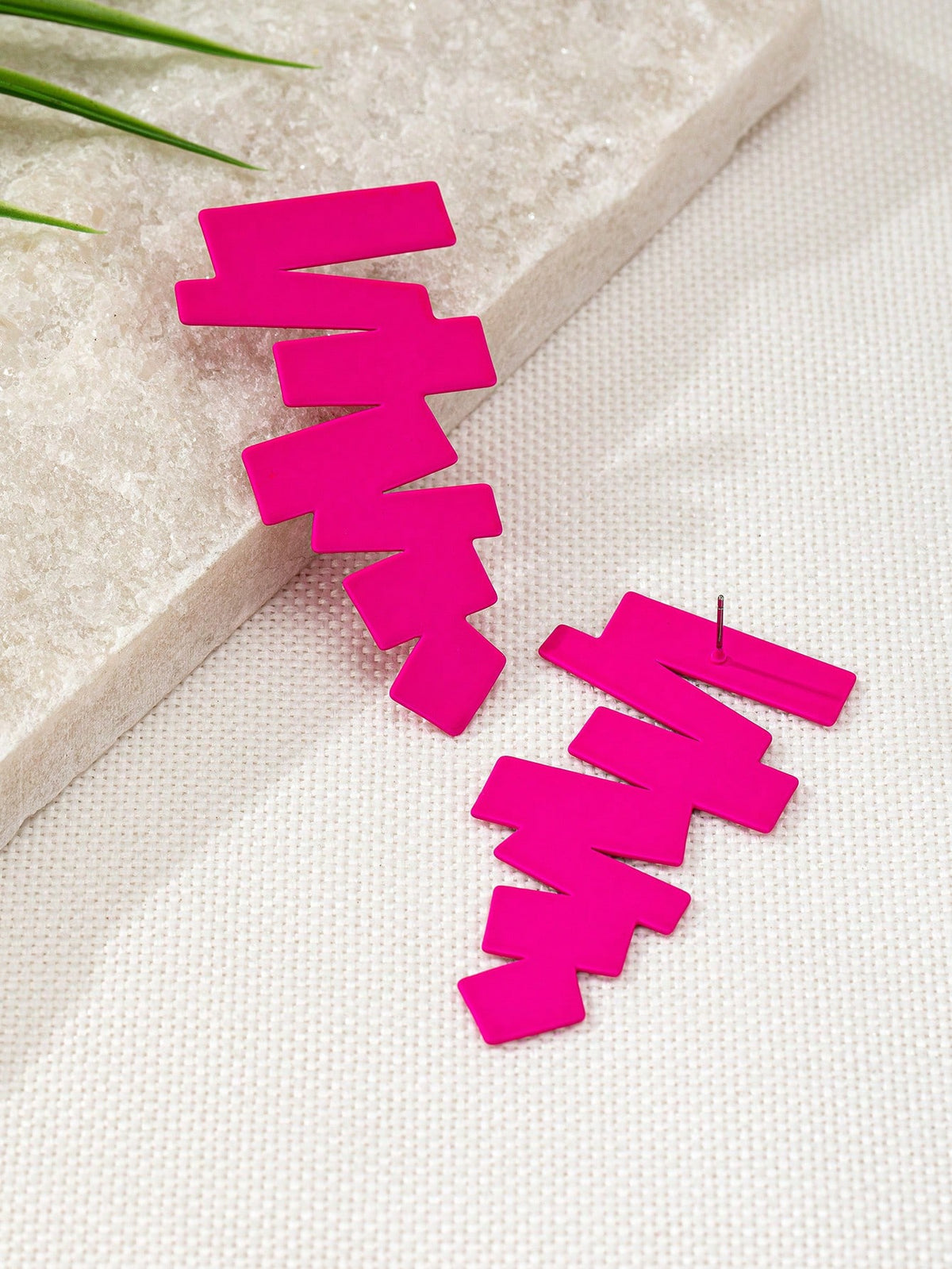 Women's Asymmetrical Geometric Retro Metal Stud Earrings