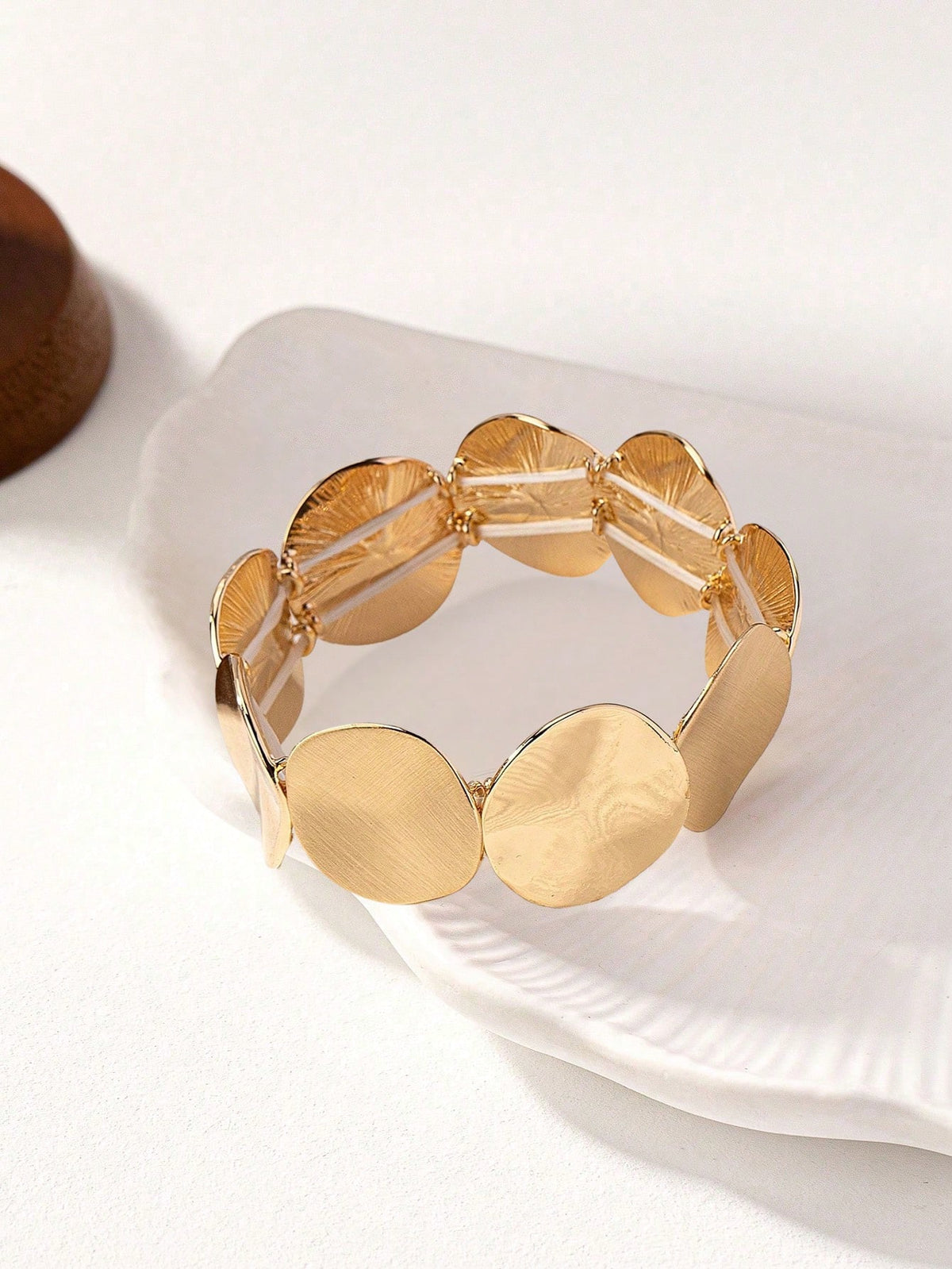 Women's Fashionable Gold-Toned Elastic Bracelet