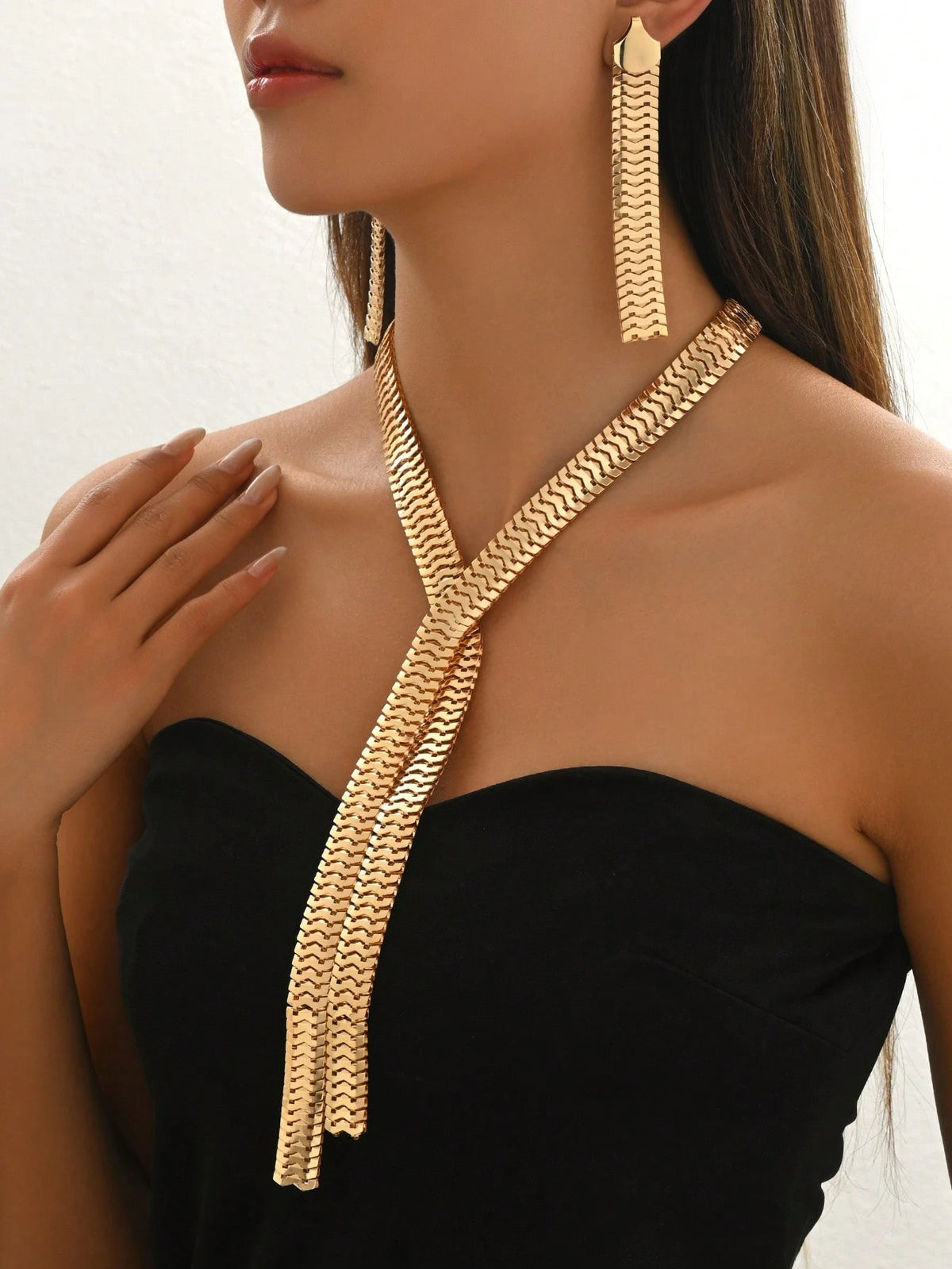 Women's Elegant Gold Y-Shaped Fringe Necklace and Earring Set