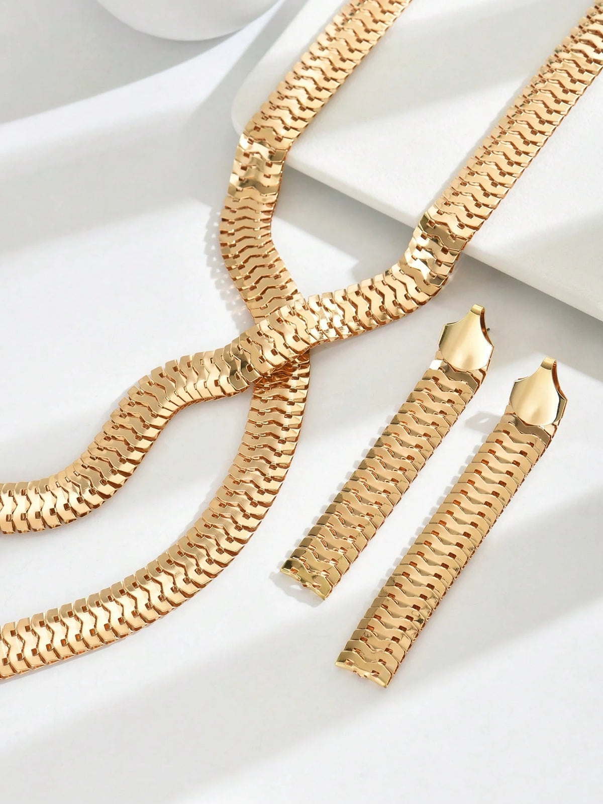 Women's Elegant Gold Y-Shaped Fringe Necklace and Earring Set