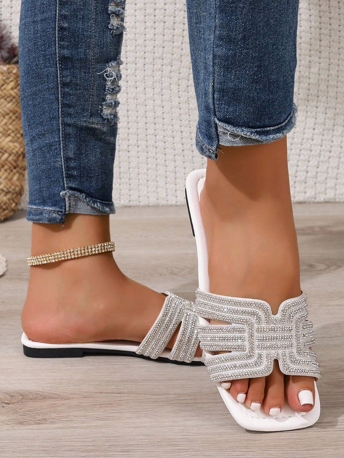 Women's Rhinestone Sparkle Flat Slip-On Slide Sandals