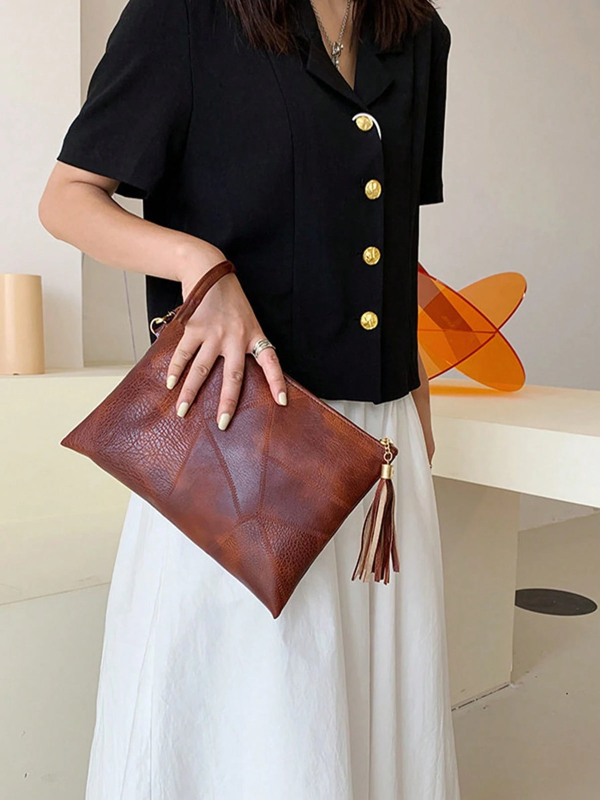 Women's Retro Textured Tassel Envelope Wristlet Handbag