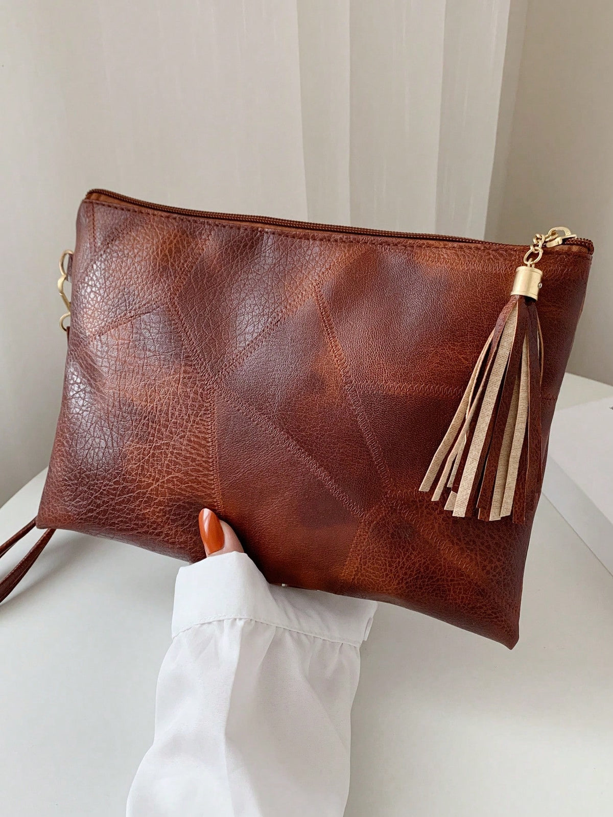 Women's Retro Textured Tassel Envelope Wristlet Handbag
