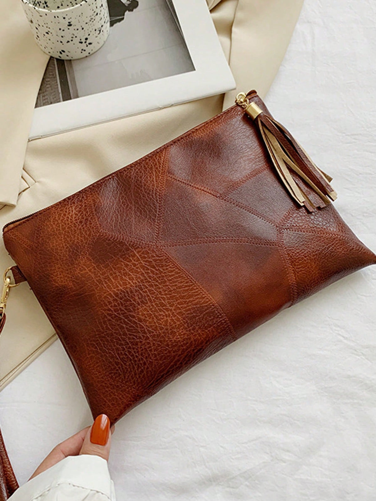 Women's Retro Textured Tassel Envelope Wristlet Handbag