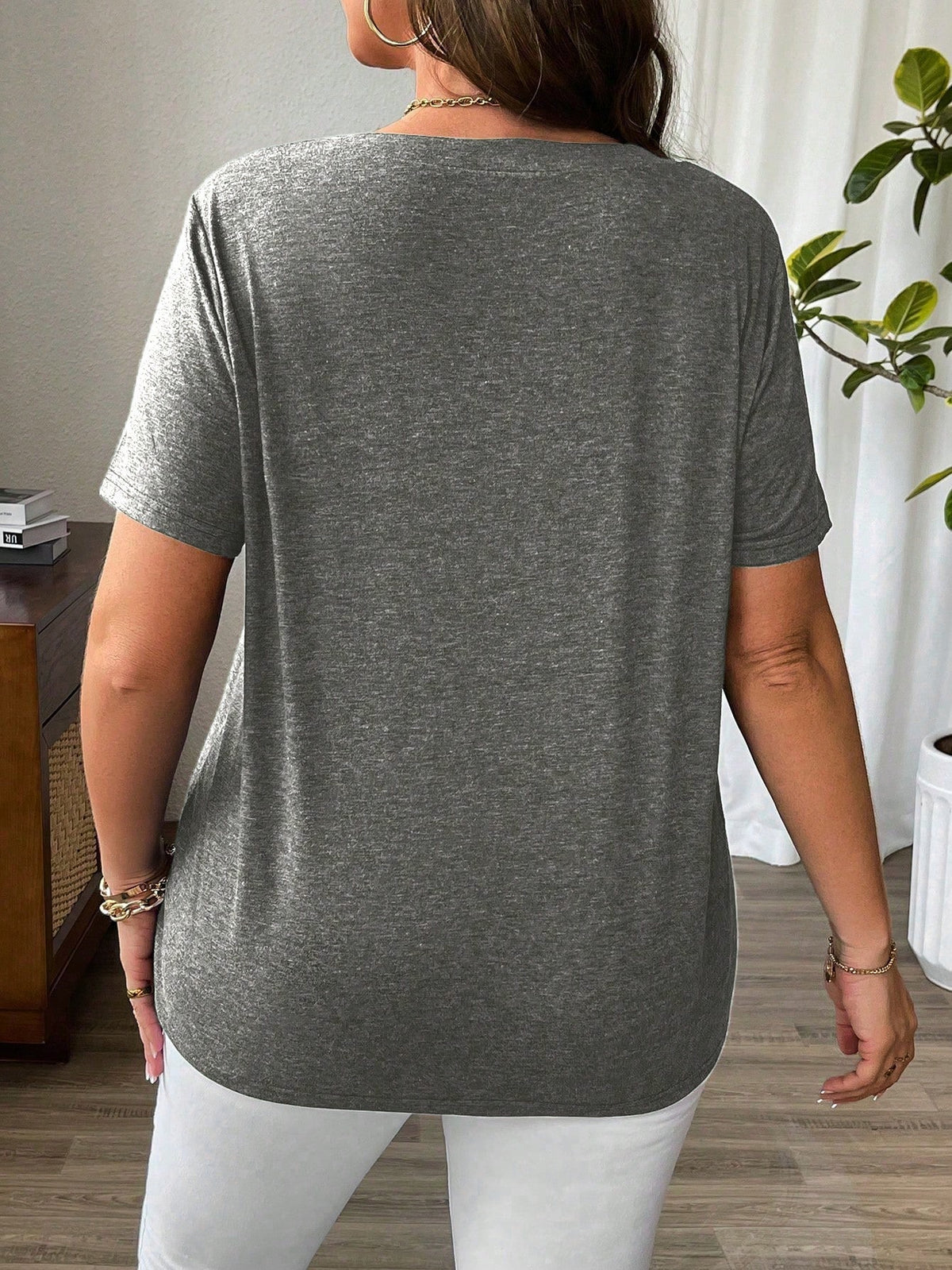 Women's Plus Size Crisscross Neck Short Sleeve T-Shirt
