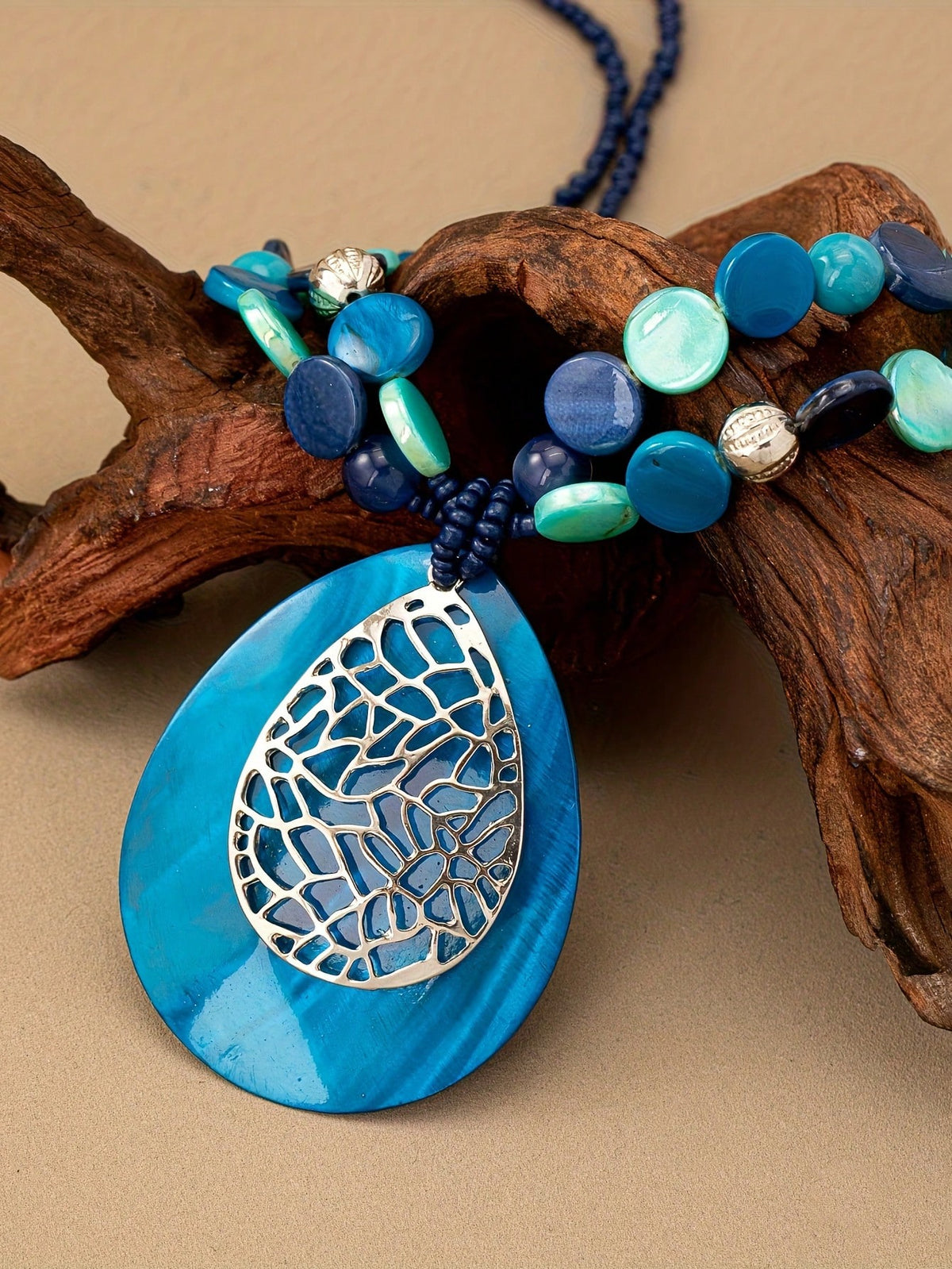 Women's Bohemian Teardrop Shell Geometric Pendant Necklace