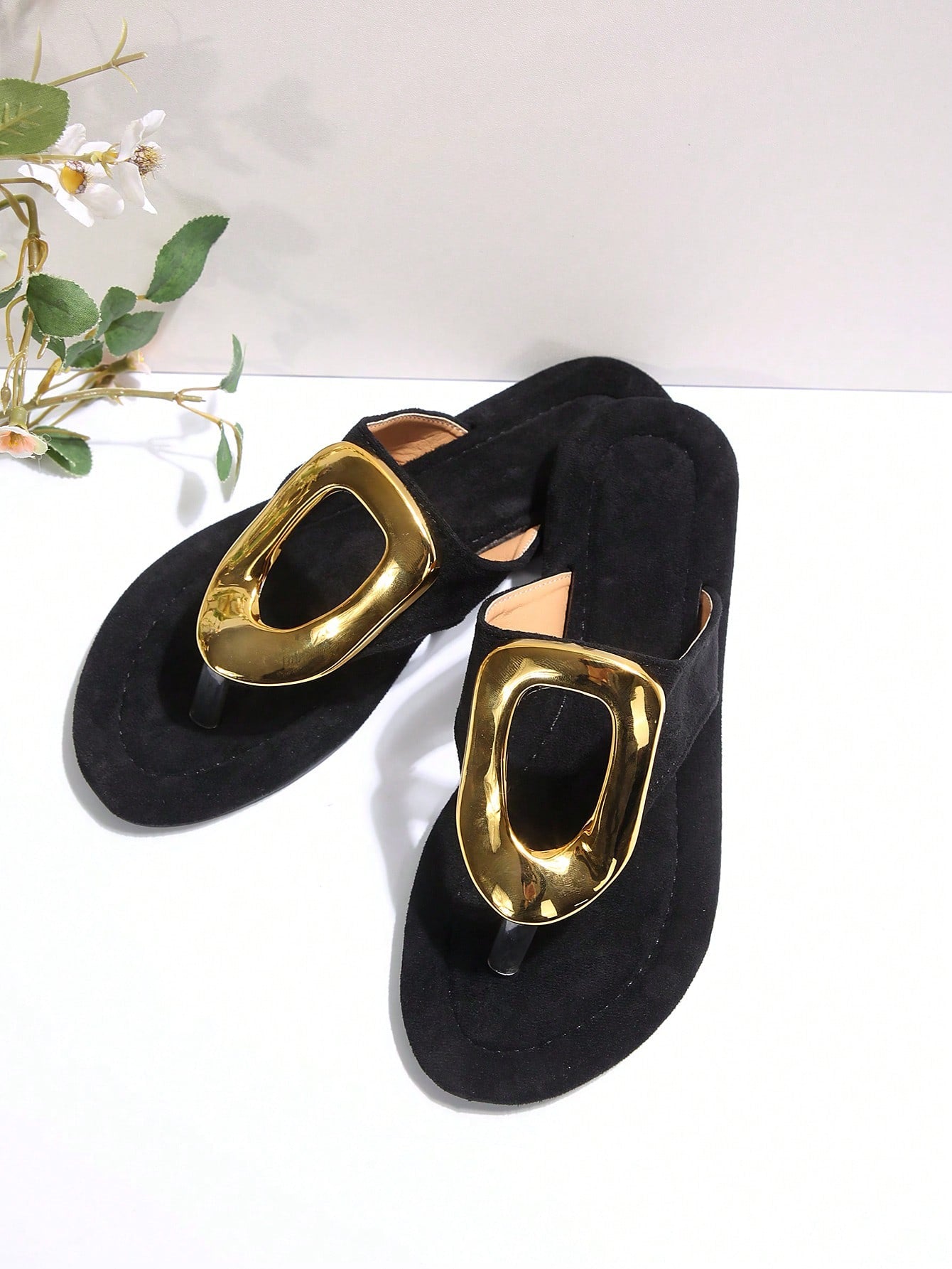 Women's Leopard Print Metal Buckle Flat Beach Flip Flop Sandals