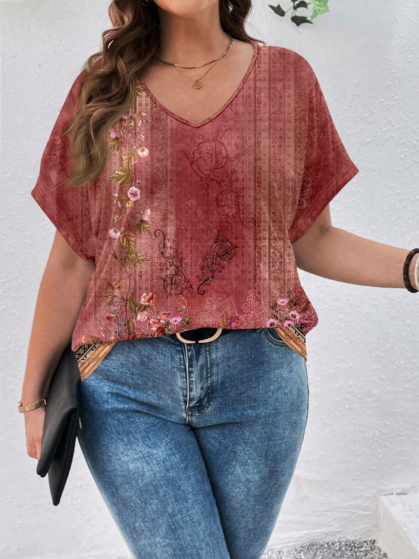 Women's Plus Size Casual V-Neck Short Sleeve T-Shirt