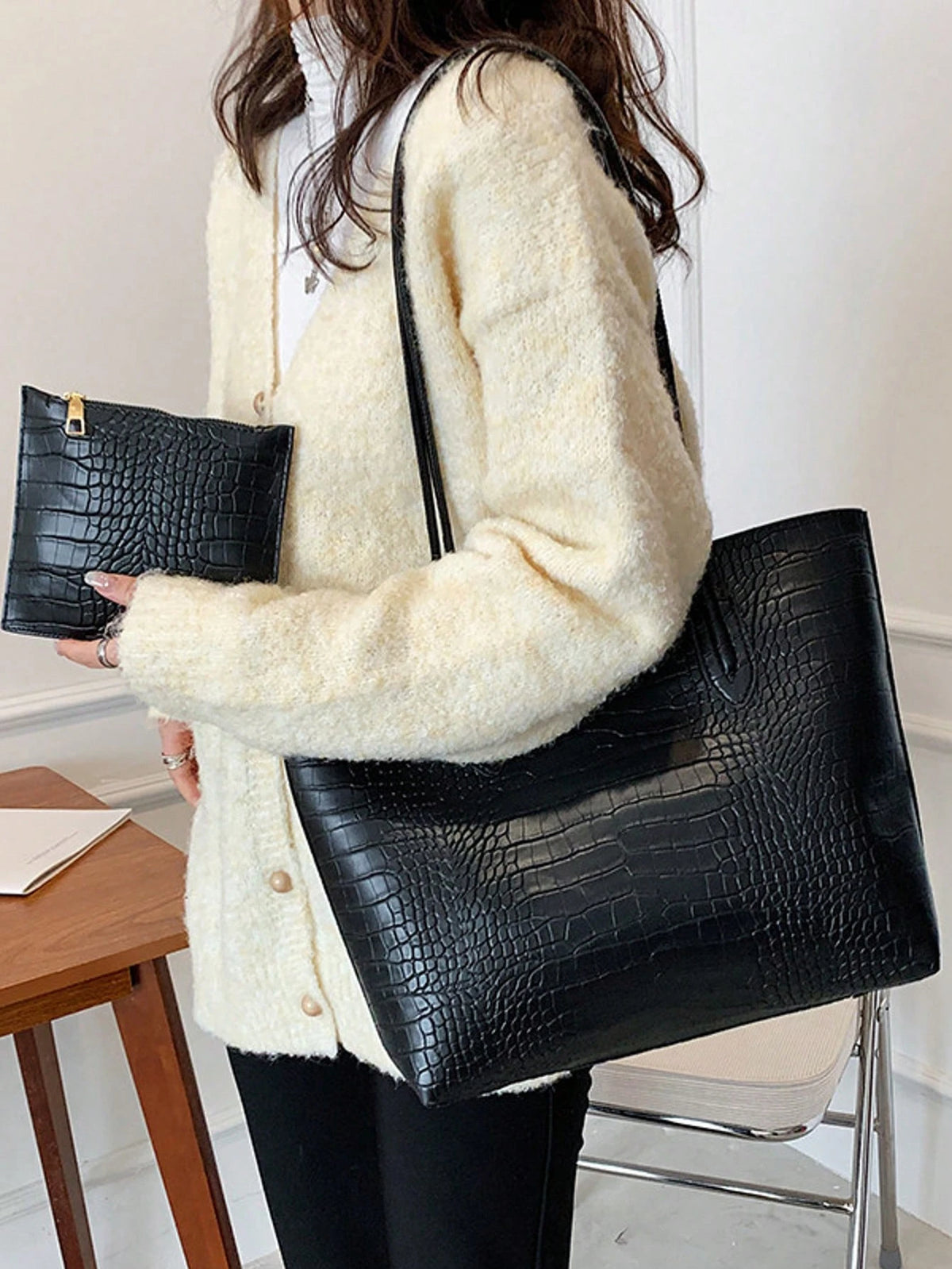 Women's Croc Embossed Shoulder Tote Bag Set Black