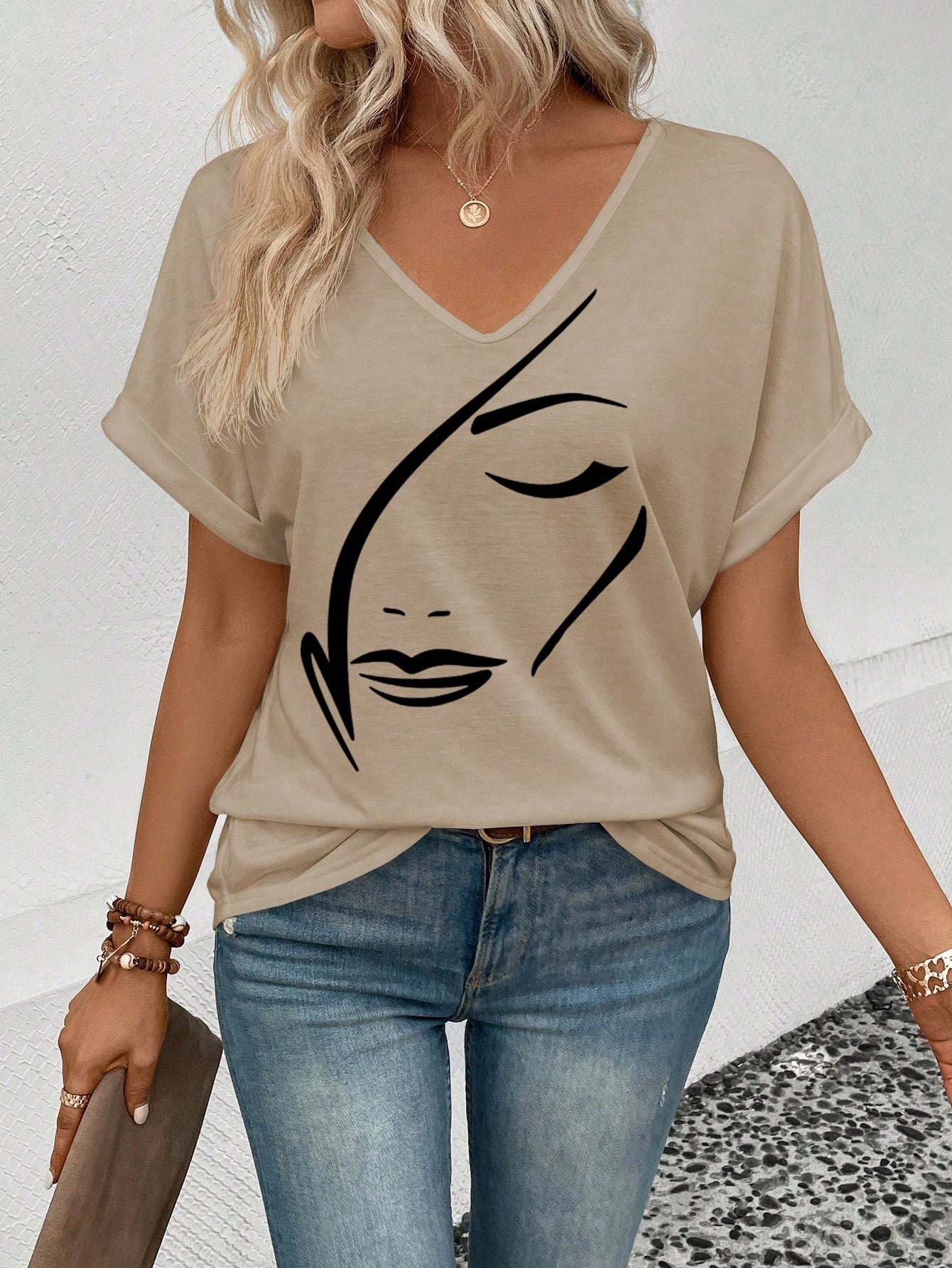 Women's Face Print V-Neck Short Sleeve Casual T-Shirt