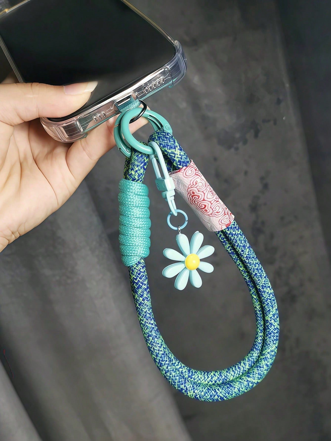 Daisy Decorative Woven Wrist Strap Phone Lanyard with Clip