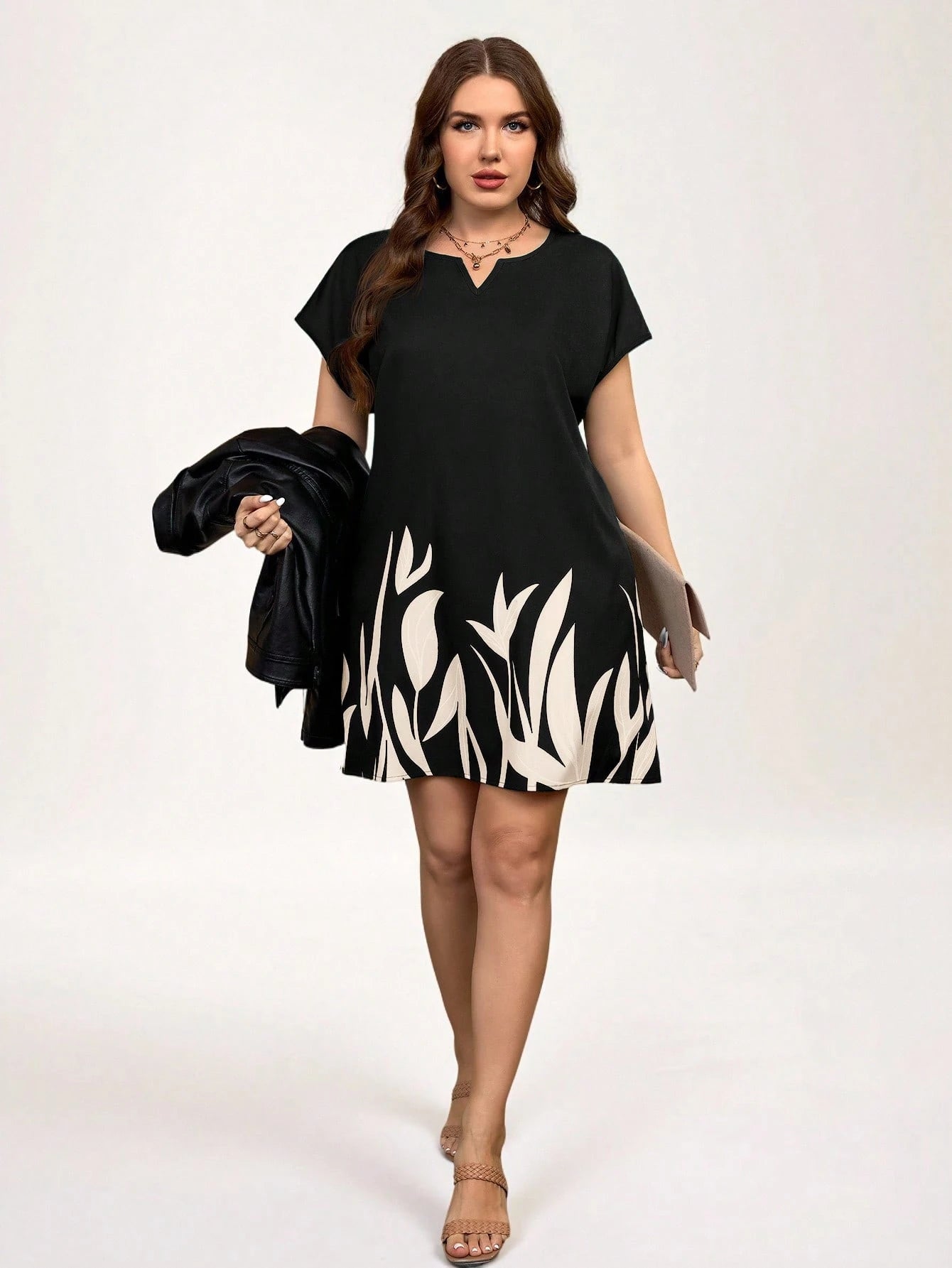 SHEIN LUNE Plus Size Women's Floral Print V-Neck Dress Black