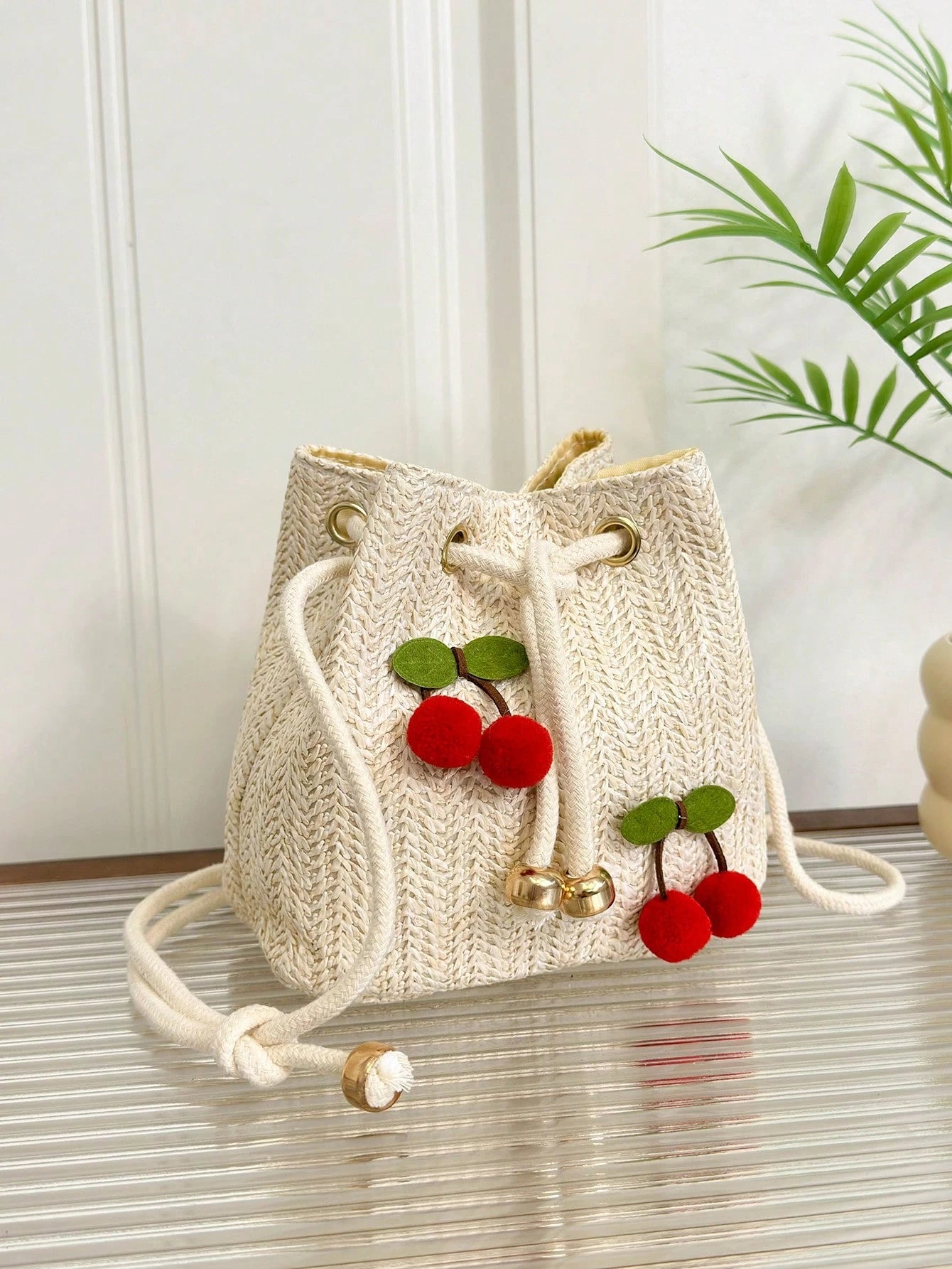 Women's Fashion Strawberry Applique Drawstring Straw Crossbody Bucket Bag