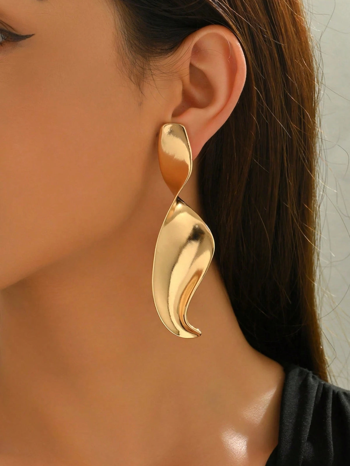 Women's Geometric Gold Metallic Long Dangle Earrings