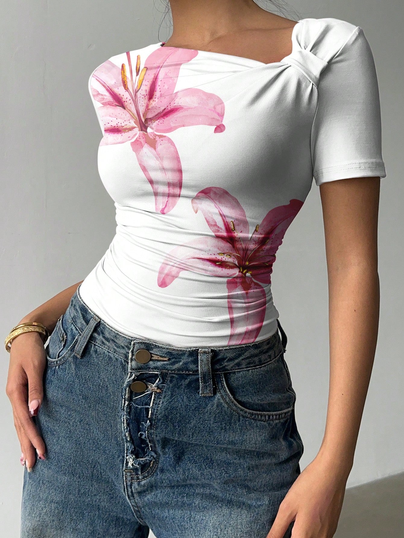 Women's Asymmetric Collar Ruched Short Sleeve Casual T-Shirt