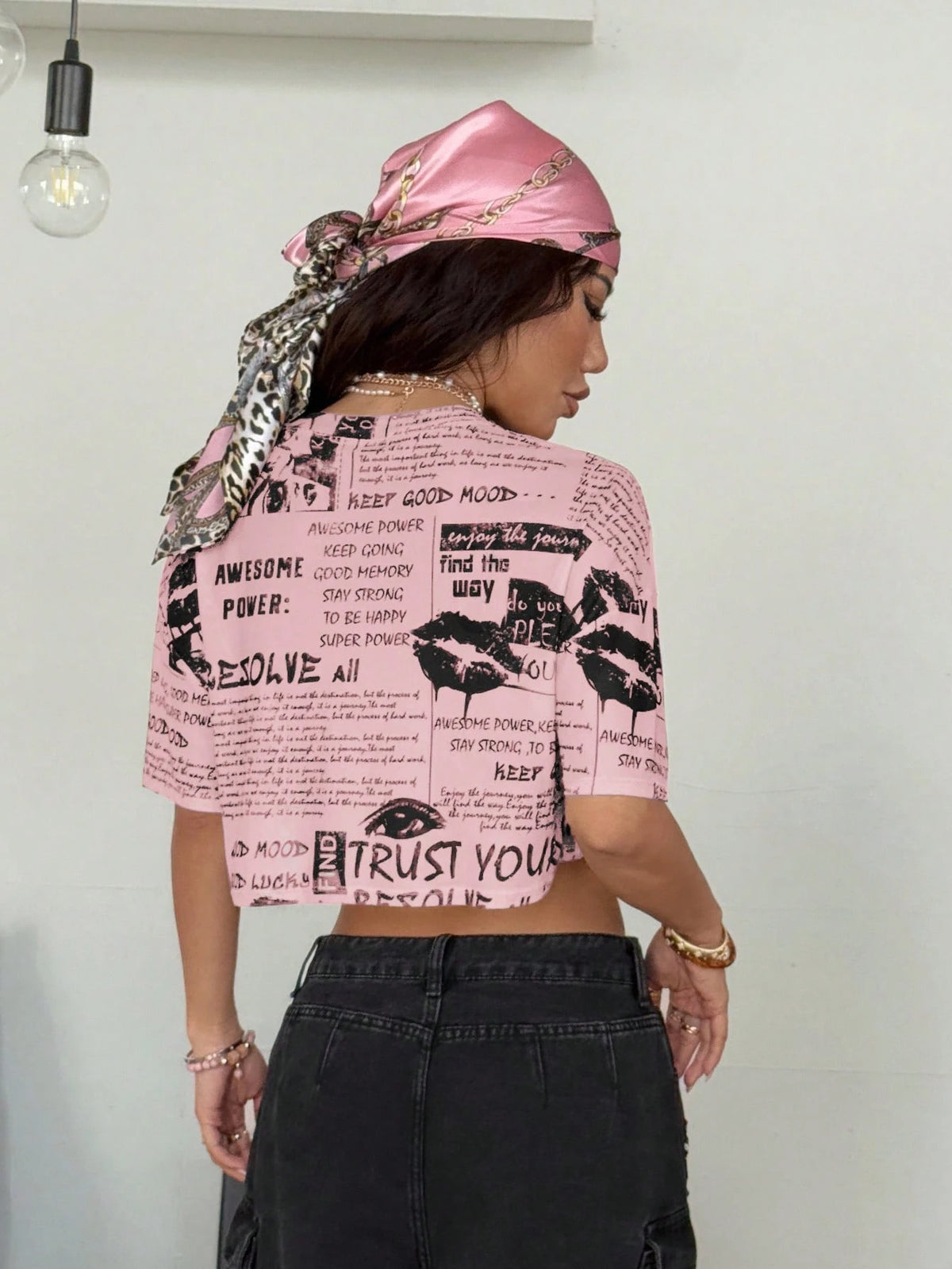 Women's Newspaper Print Mesh Crop Short Sleeve Top