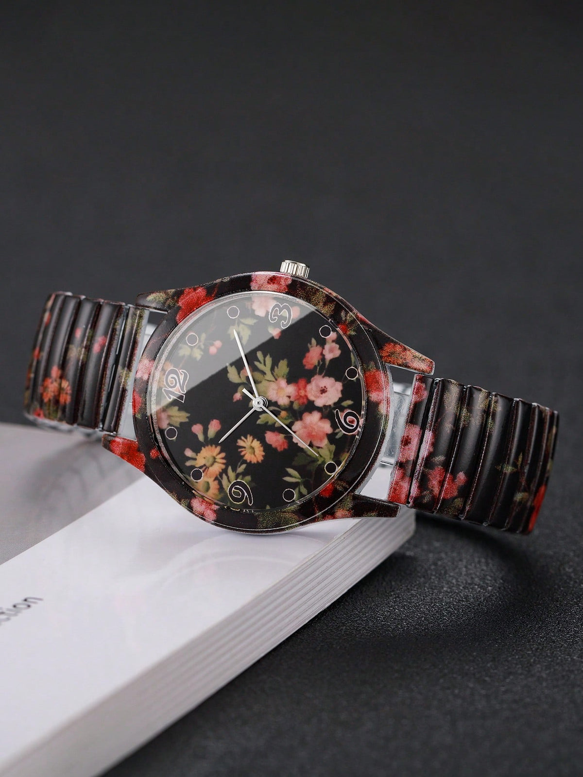 Women's Elastic Band Flower Dial Quartz Wrist Watch