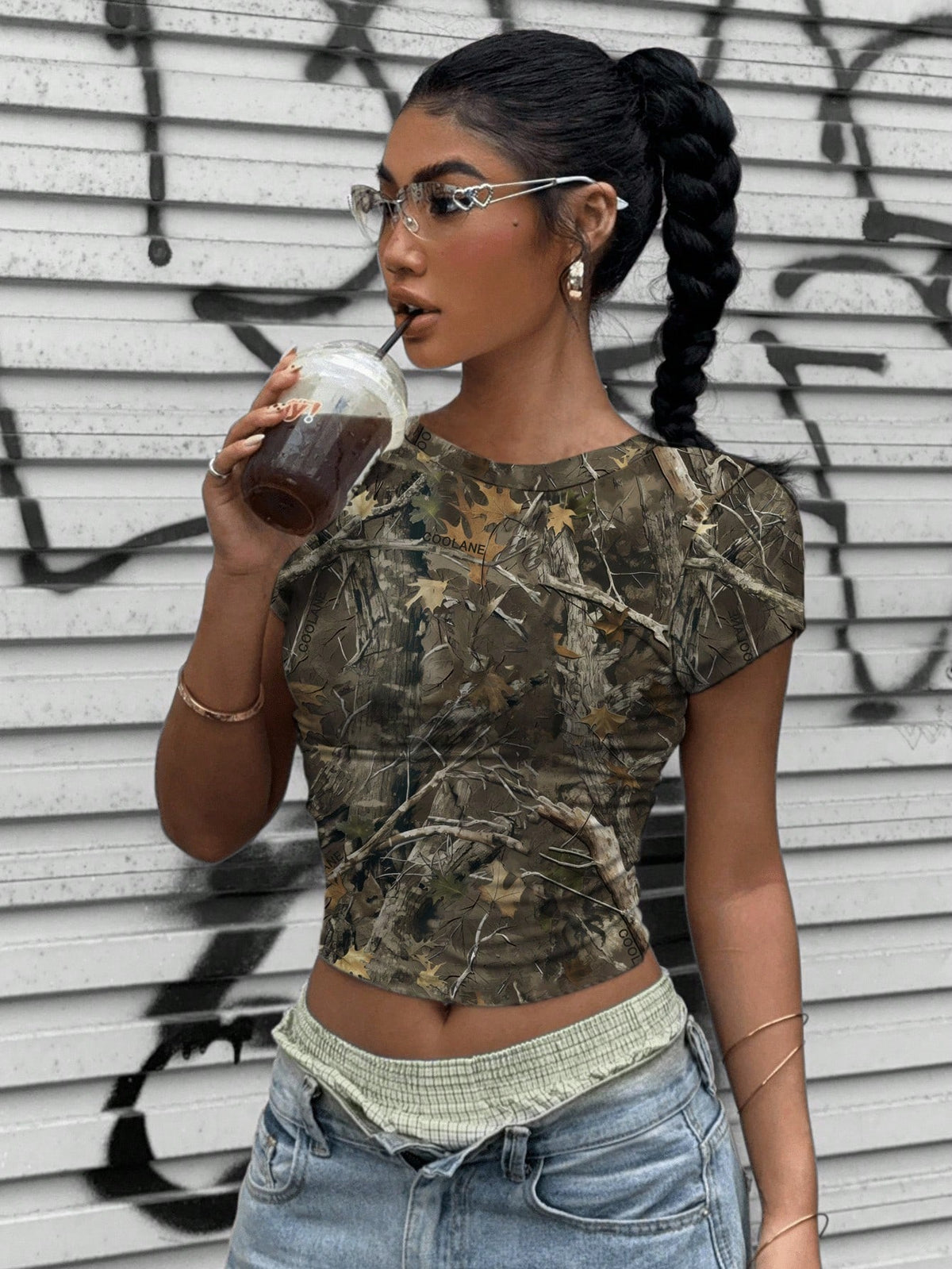 Women's Vintage Retro Camouflage Print Fitted Cropped T-Shirt Multicolor